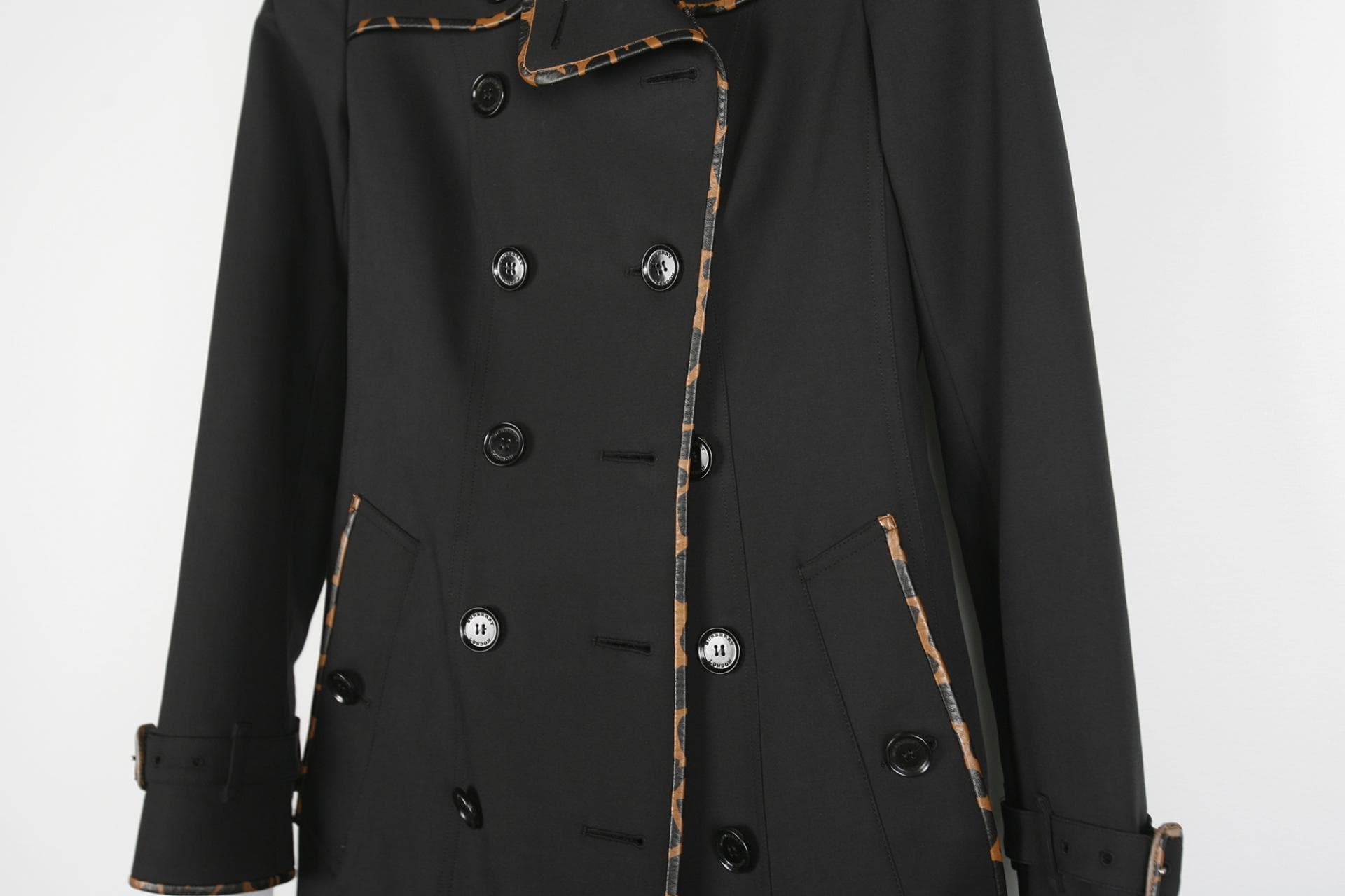 [BURBERRY 버버리] 레더 바이어스 트렌치 상세