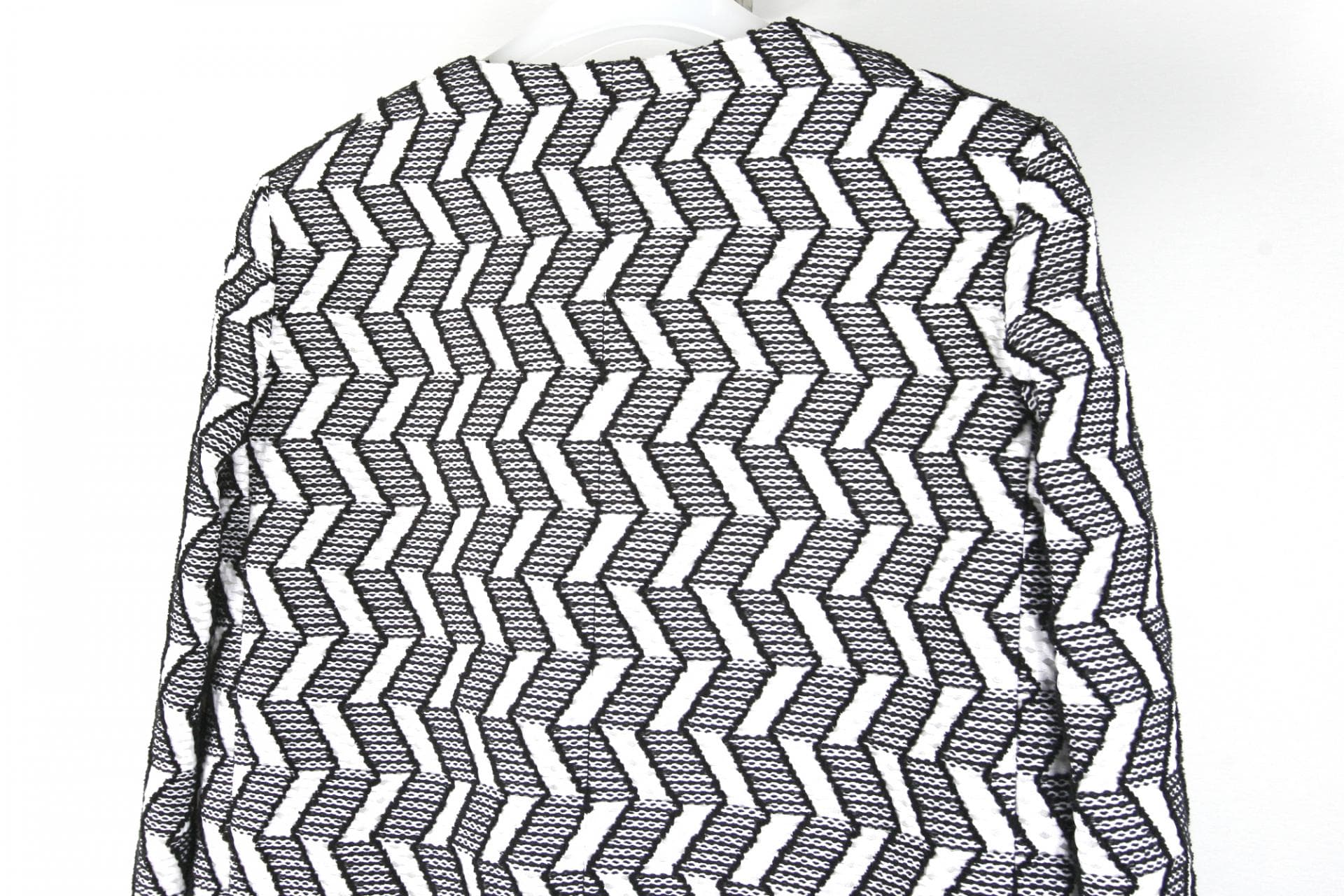 [Chanel 샤넬] 브리넥 Geometric 패턴 디자인 쟈켓 상세