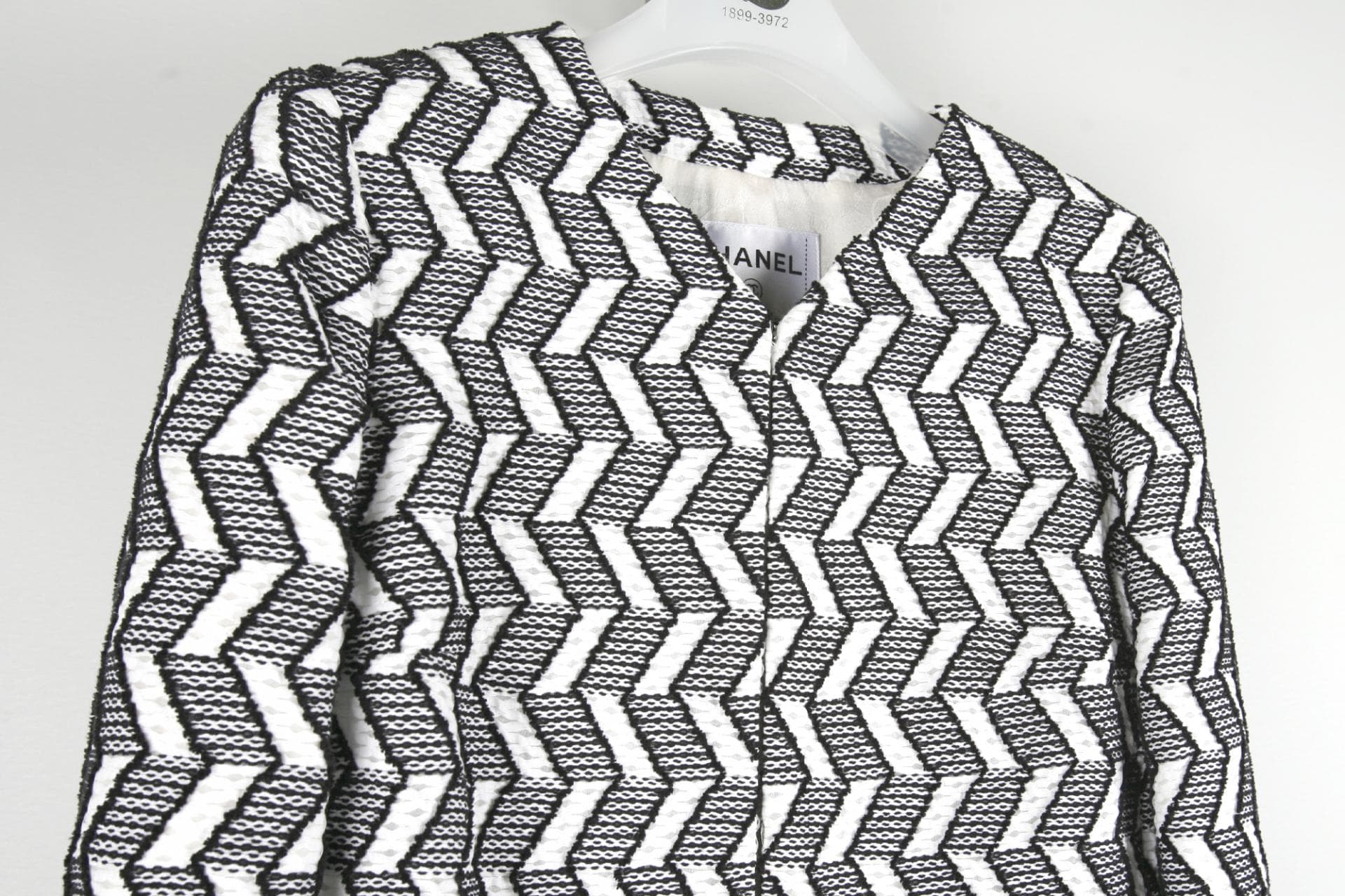 [Chanel 샤넬] 브리넥 Geometric 패턴 디자인 쟈켓 상세