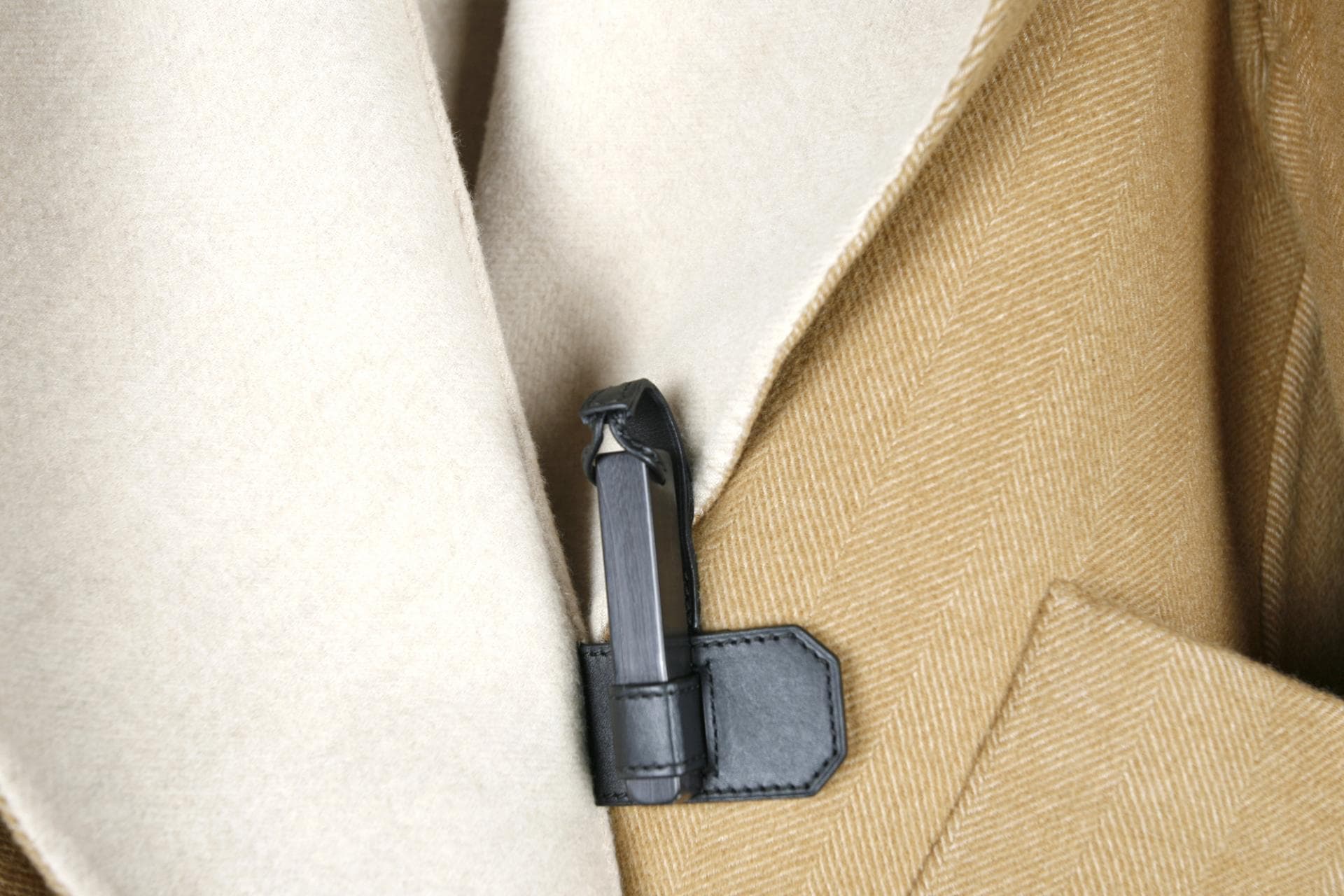 [Hermès 에르메스] 베이지캐시미어후드자켓 상세