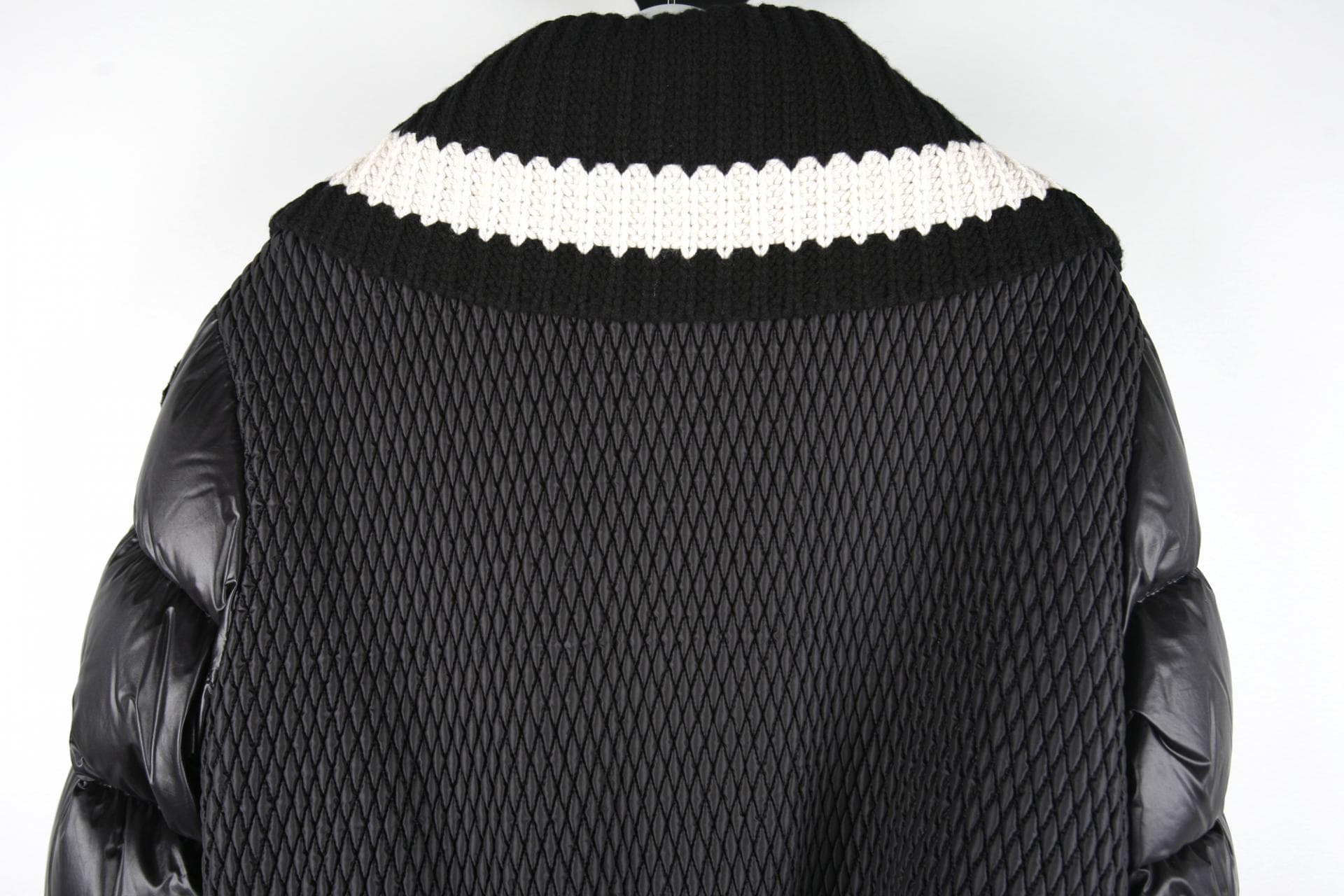 [MONCLER 몽클레르] 아르퐁블랙다운자켓 상세