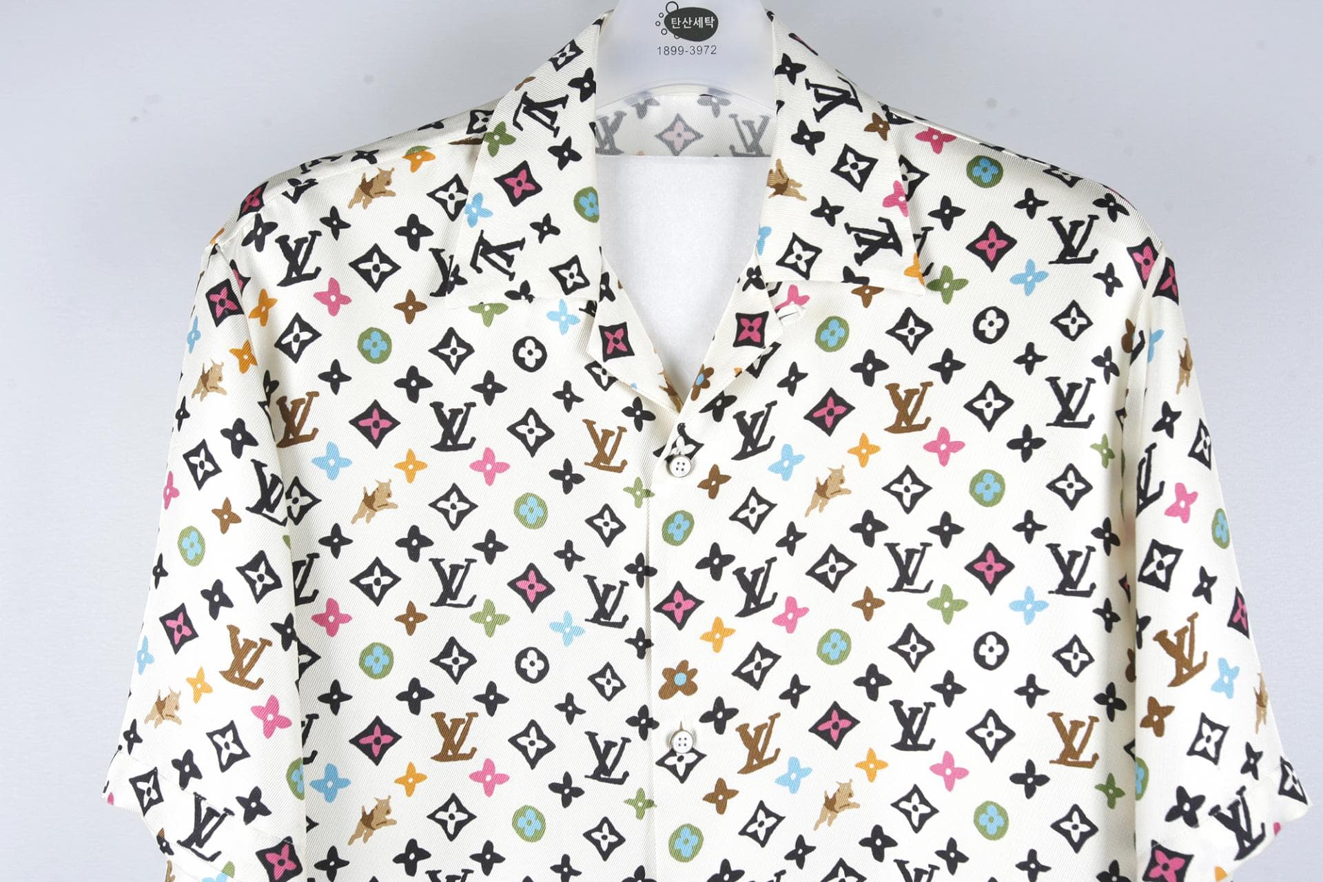 [ Louis vuitton 루이비통] 모노그램칼라프린티드숏슬리브셔츠 상세