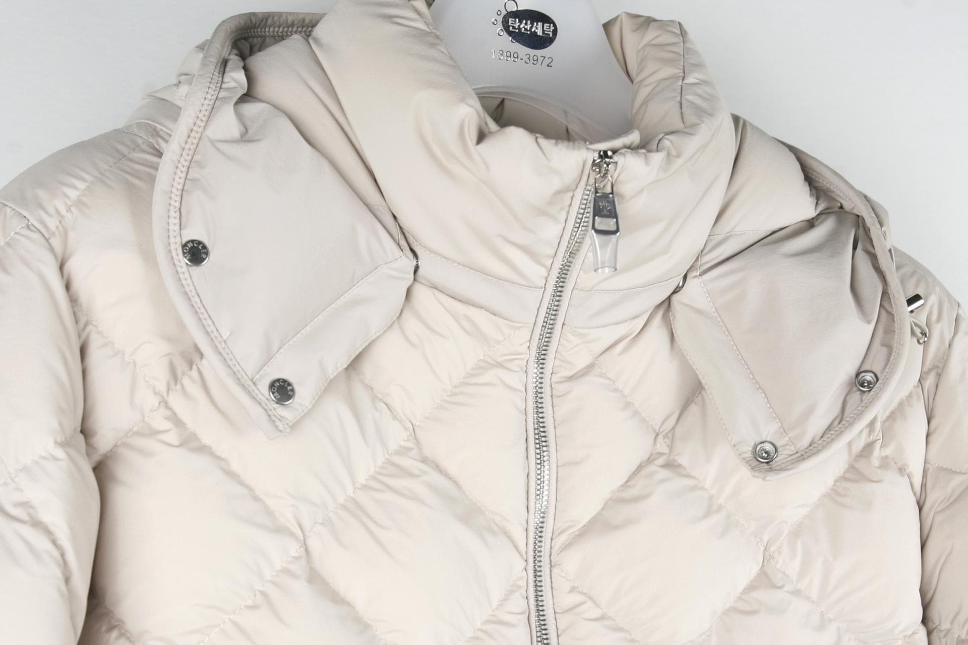 [MONCLER 몽클레르]세카두드그레이다운패딩 상세