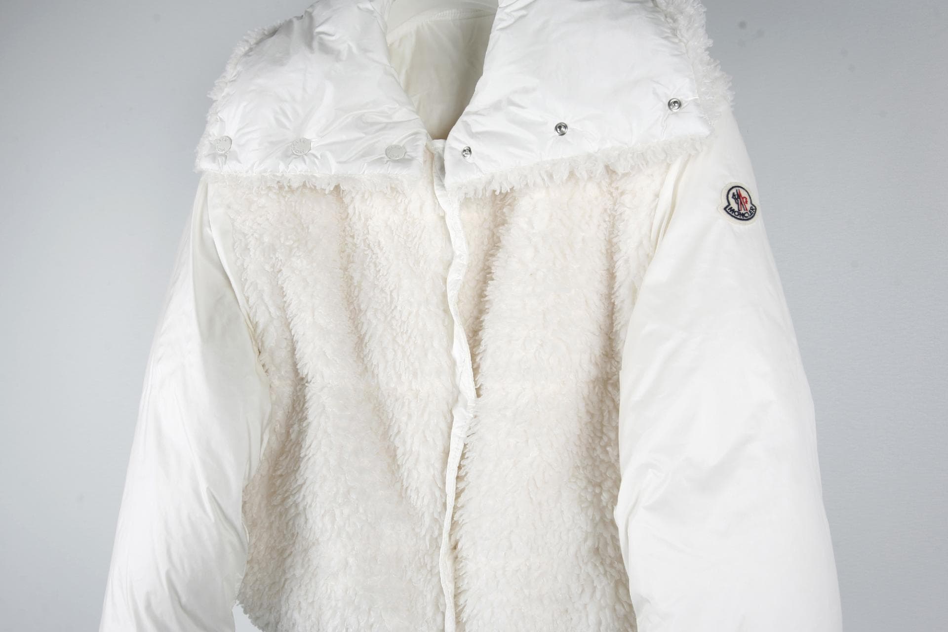 [MONCLER 몽클레르]머레이리버시블다운자켓 상세