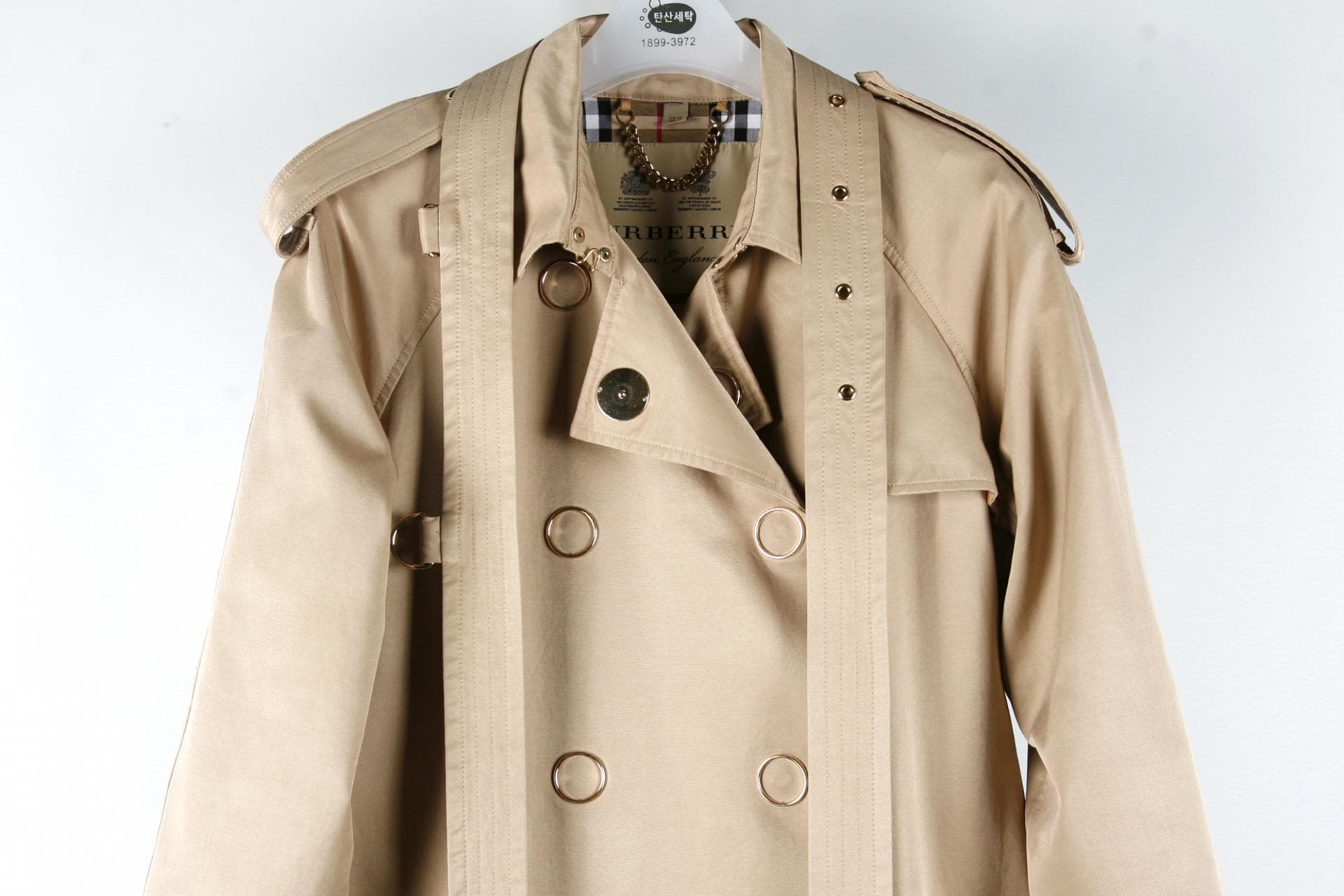 [BURBERRY 버버리]니켈링버튼트렌치 상세