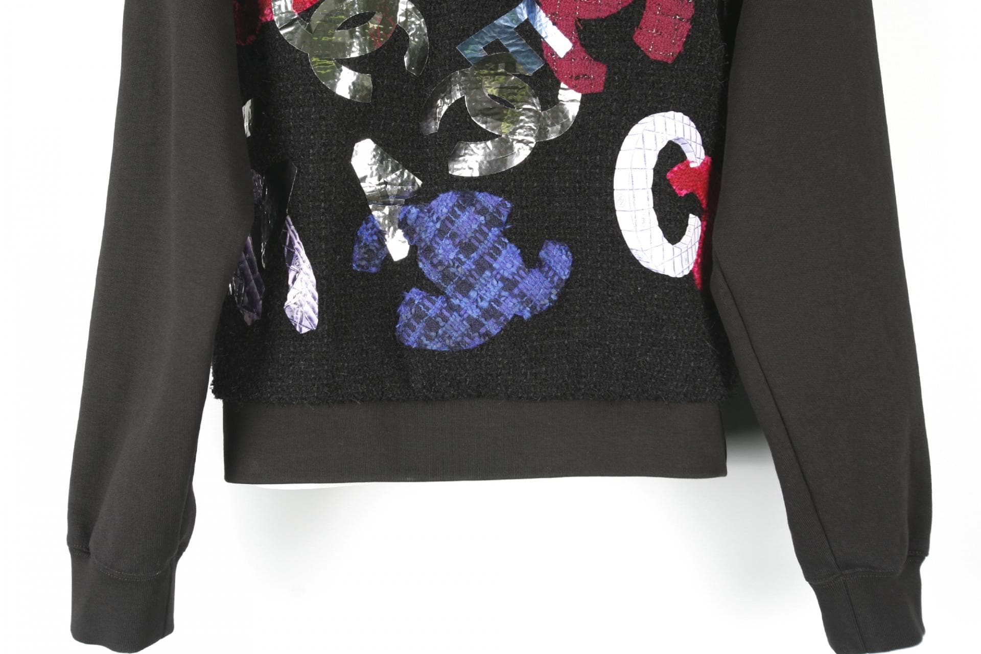 [Chanel 샤넬]Runway metallic cc logo tweed crew 셔츠 상세