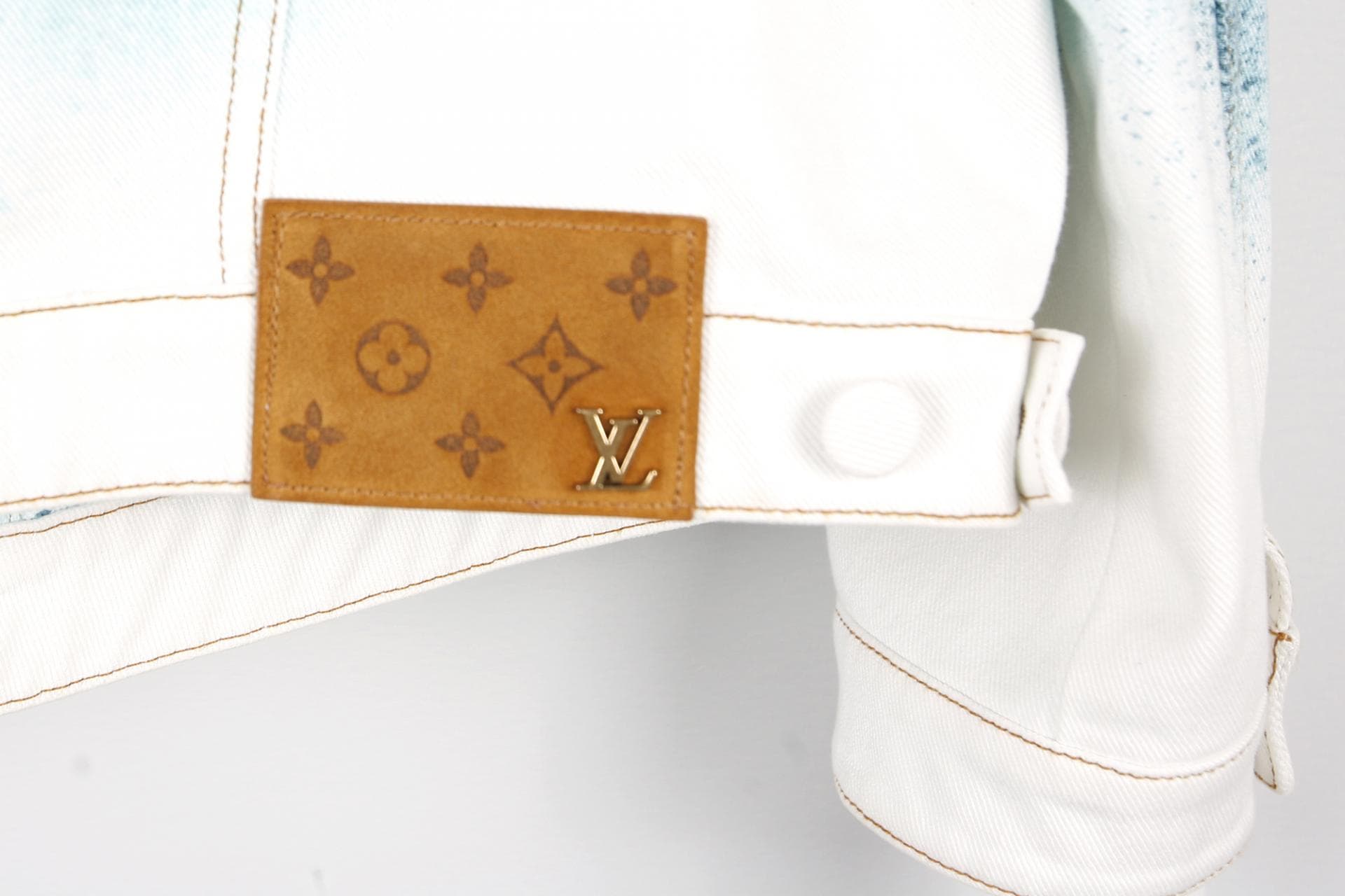 [Louis vuitton 루이비통] 스프레이 데님 재킷 상세