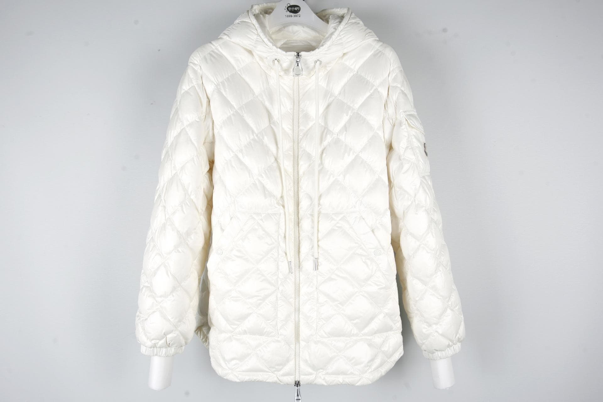 [ MONCLER 몽클레르] 퀼팅오프화이트패딩재킷