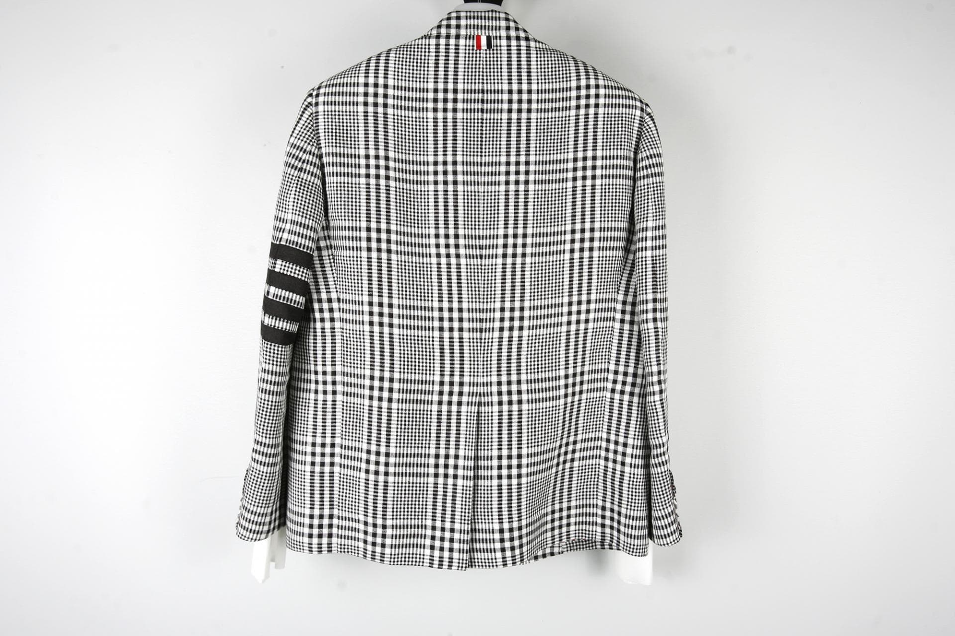 [Thom Browne 톰브라운] 깅엄 린넨 블레이저 상세