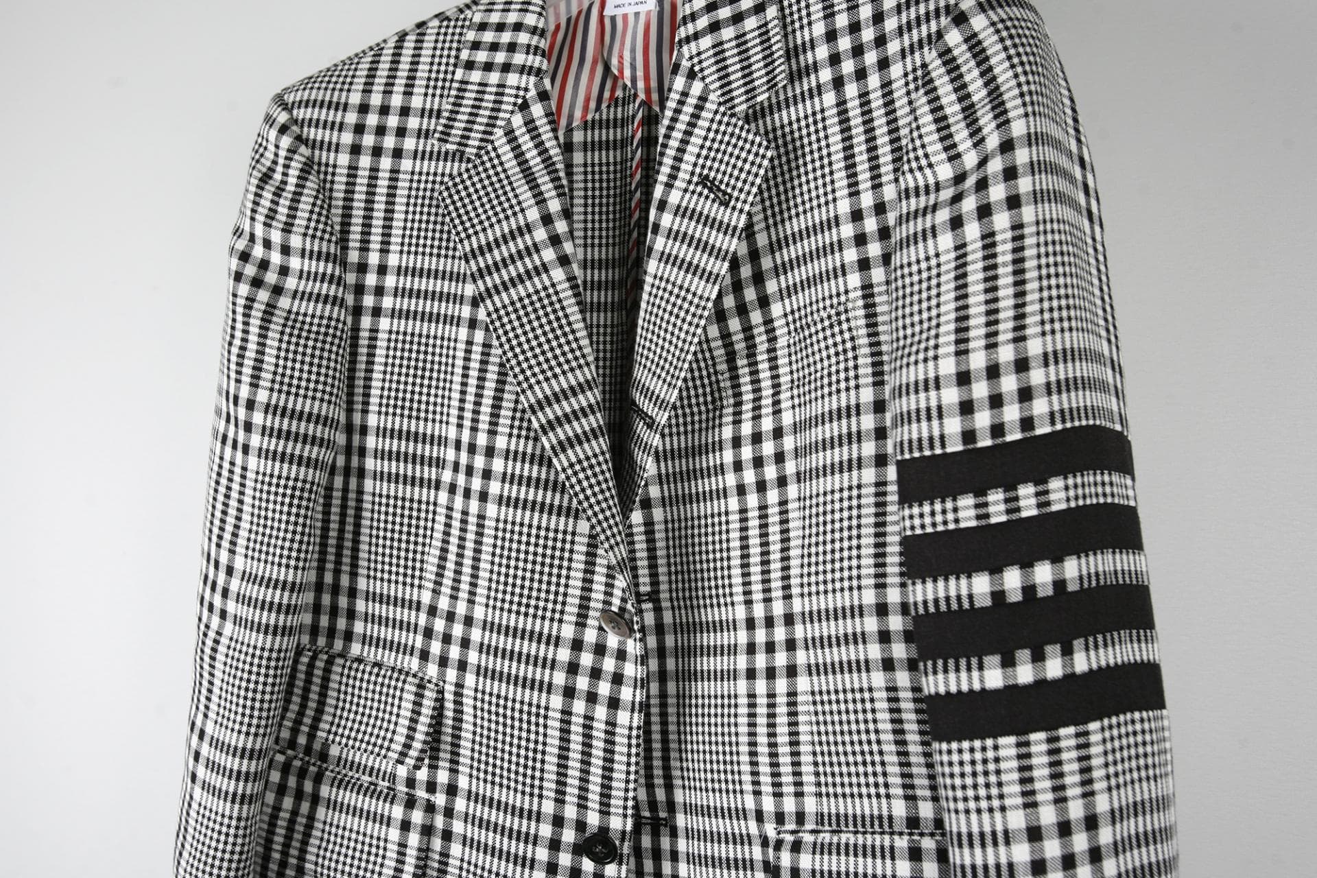 [Thom Browne 톰브라운] 깅엄 린넨 블레이저 상세