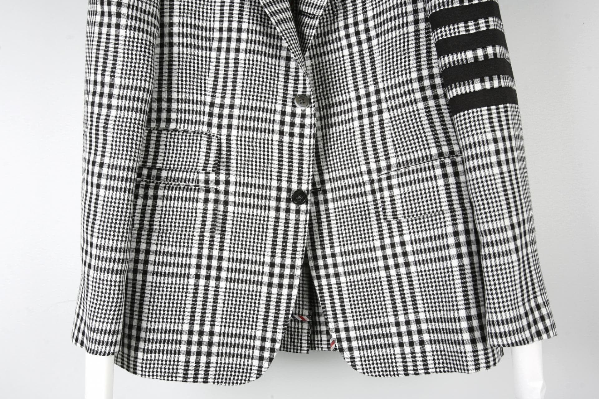 [Thom Browne 톰브라운] 깅엄 린넨 블레이저 상세