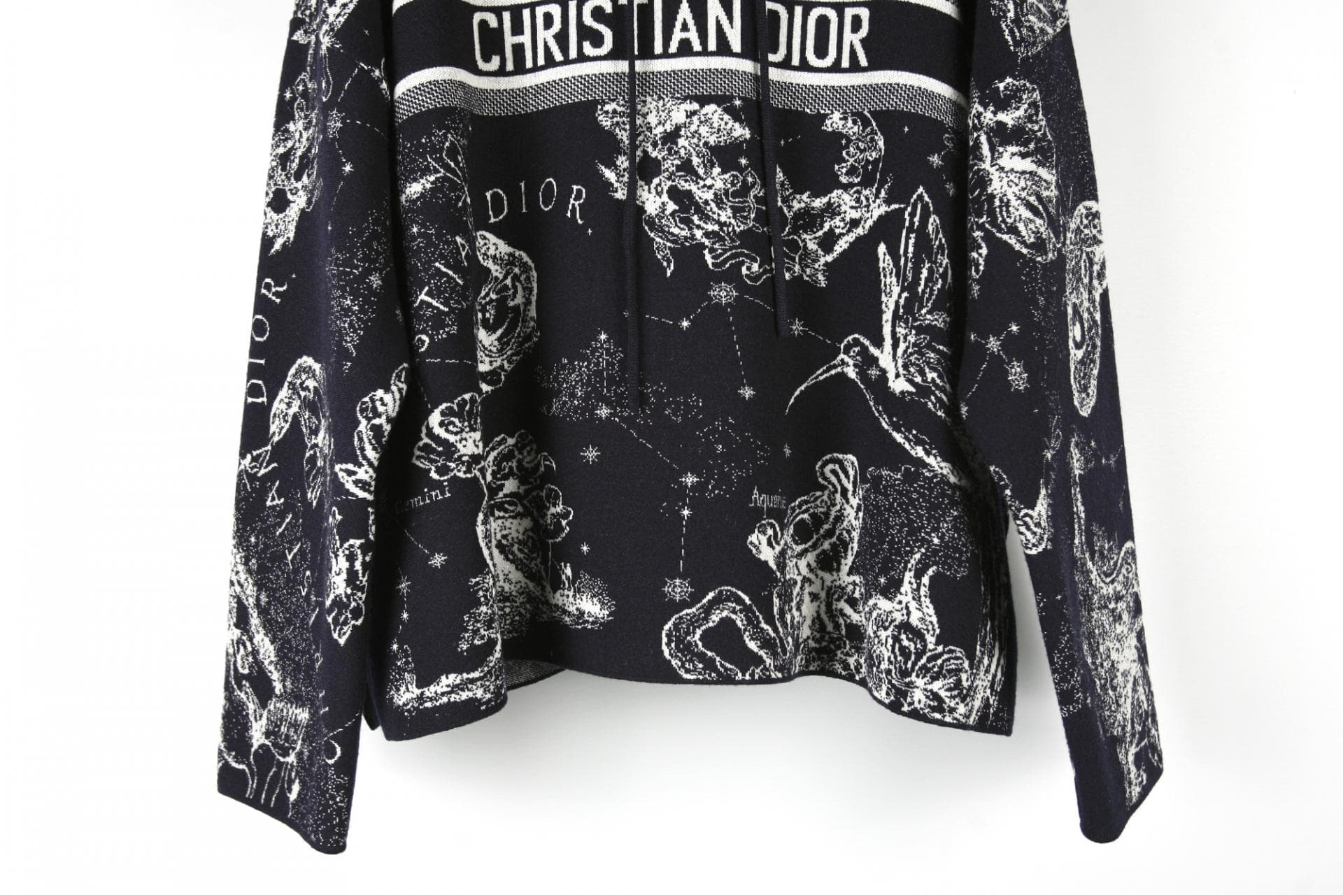 [DIOR 디올] 파커트왈두주이후드니트 상세
