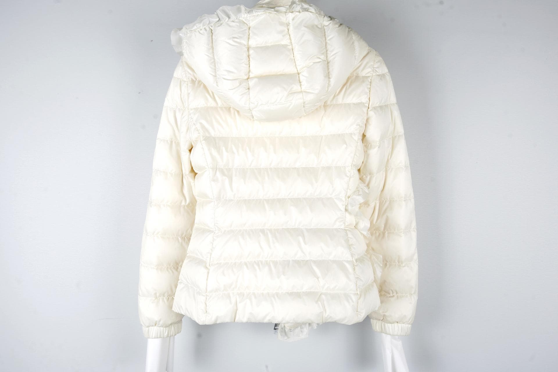 [ MONCLER 몽클레르]시몬 로샤 릴리 러플 퀼팅 다운 재킷 상세