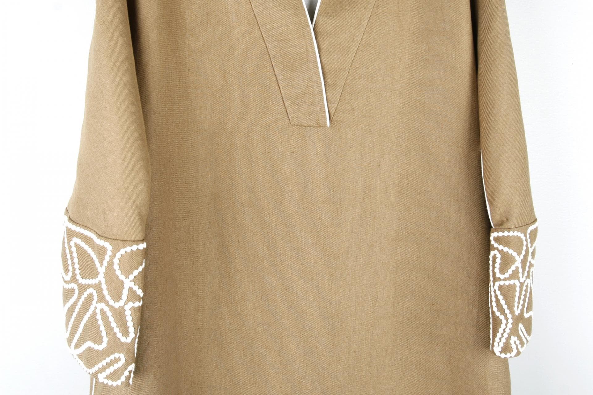 [Loro Piana 로로피아나]소매자수롱드레스 상세