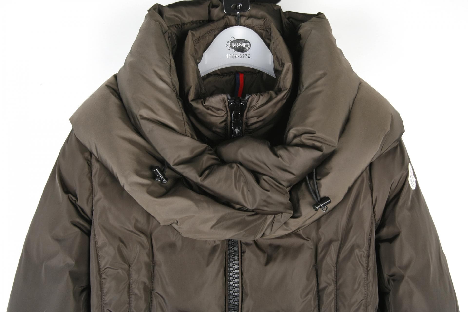 [MONCLER 몽클레르] cyroselle 여성 롱패딩 상세