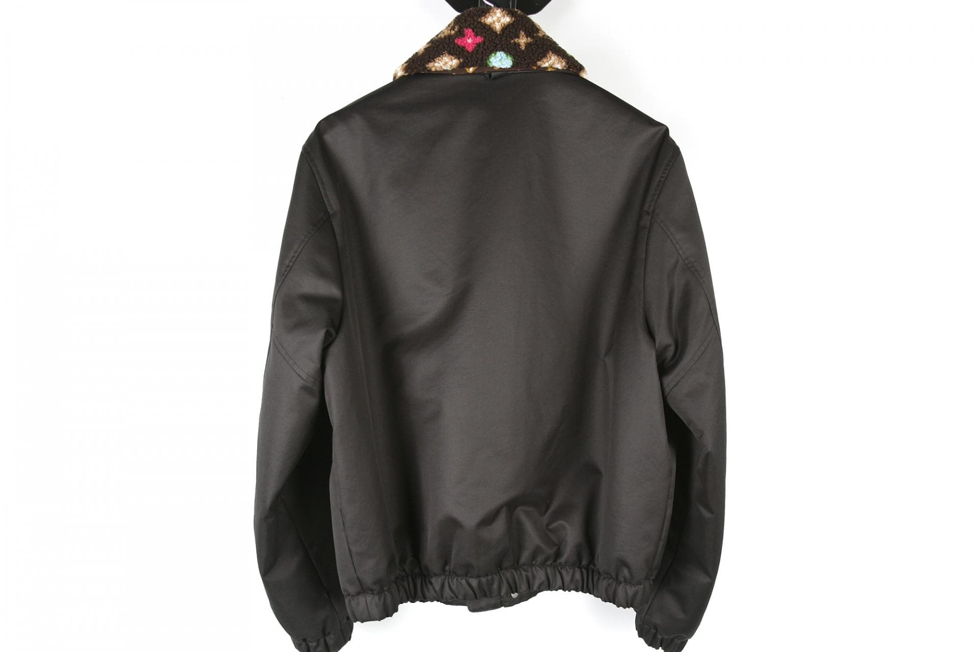 [Louis vuitton 루이비통]컬러풀 플러시칼라코튼재킷 상세