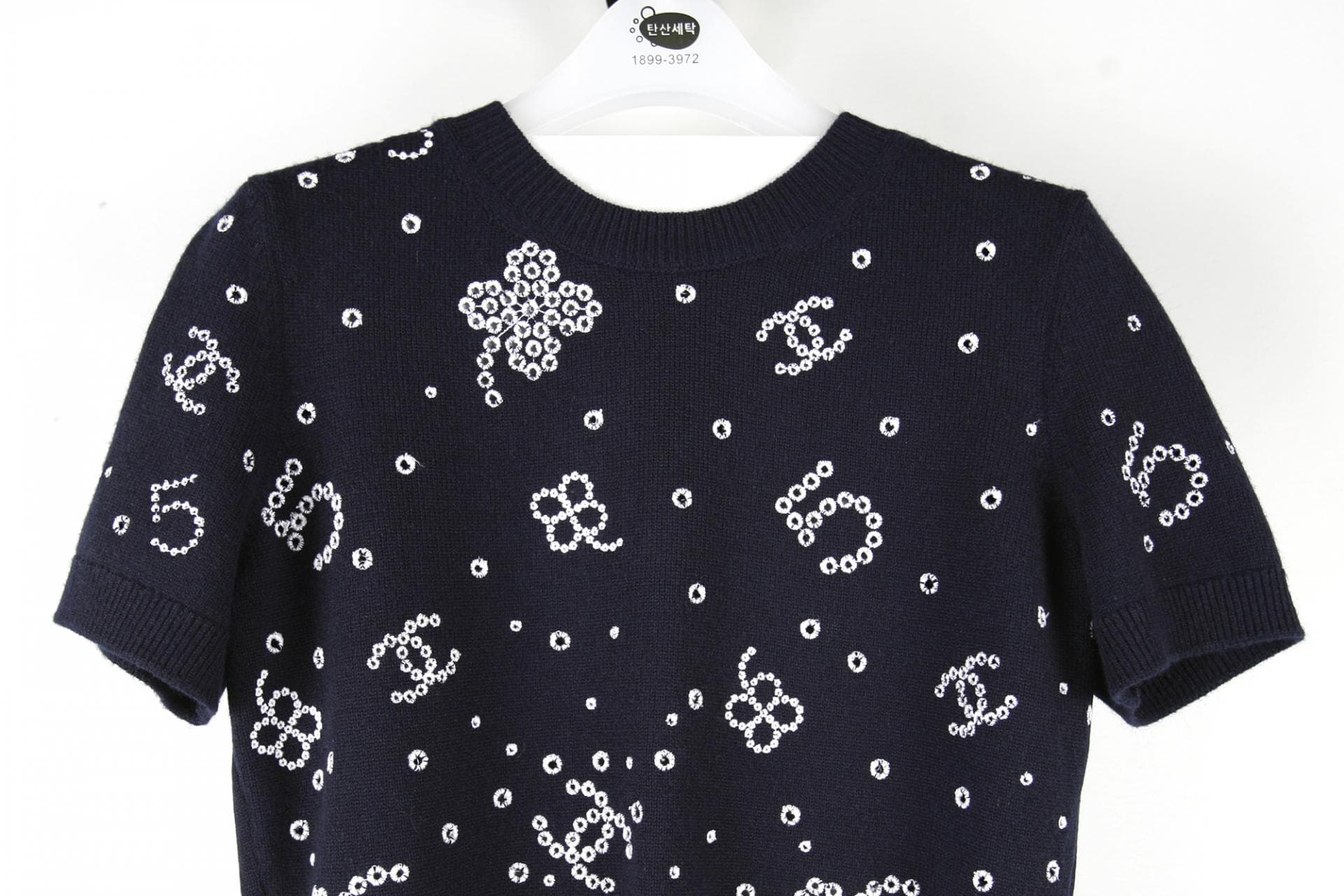 [Chanel 샤넬]23PN5까멜리아니트탑 상세
