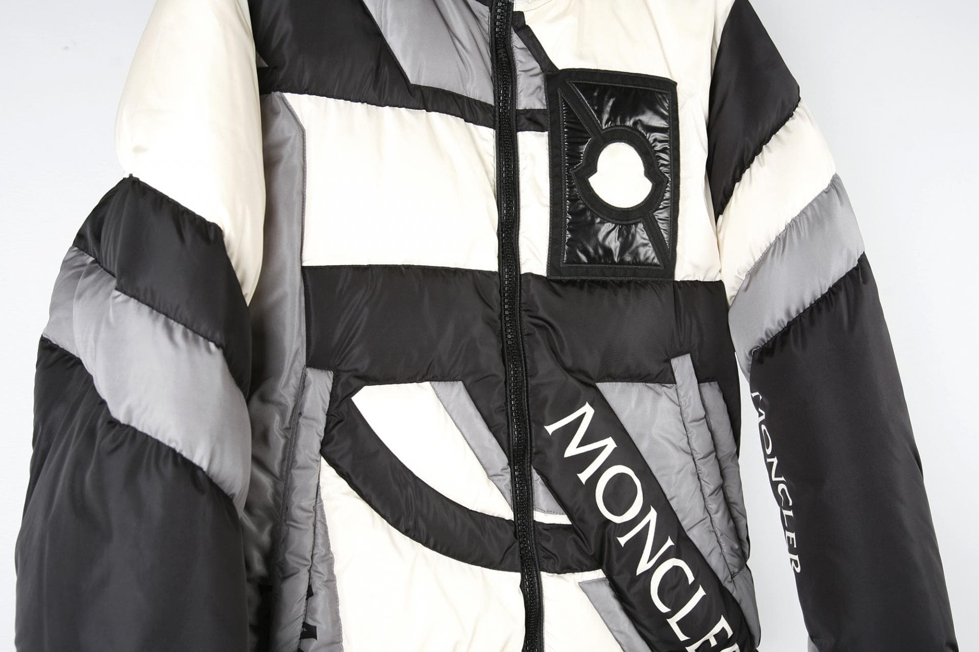 [ MONCLER 몽클레르]크레이그 그린 플런저 재킷 상세