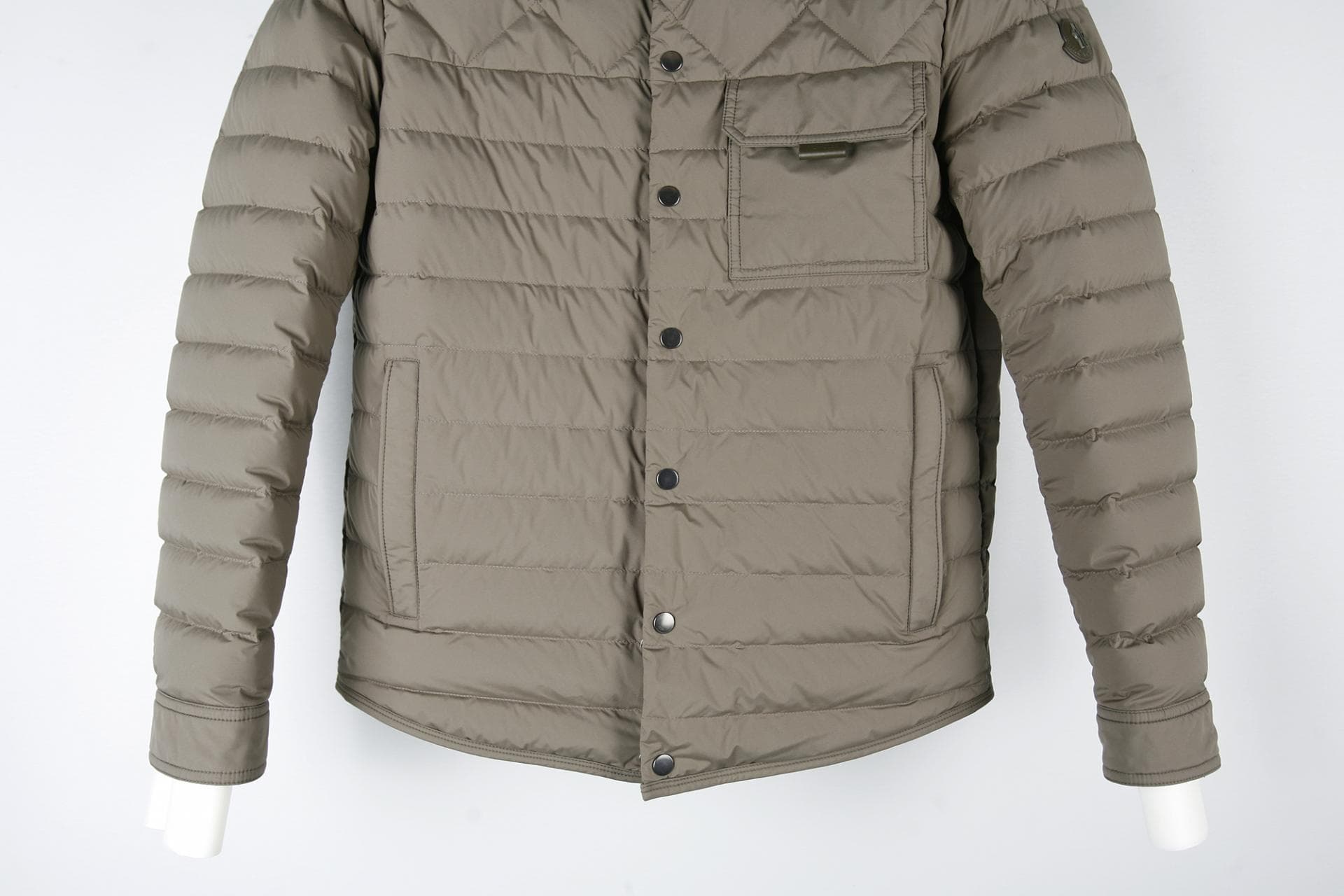 [MONCLER 몽클레르] 아이슬런퀼트오버셔츠 상세