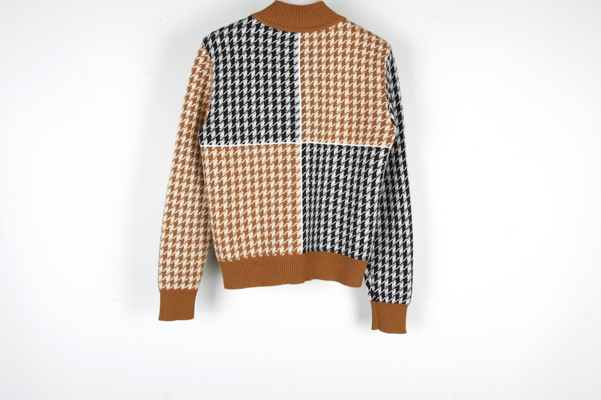 [ Hermès 에르메스] 캐멀 & 네이비캐시미어2019하운드모크넥 스웨터 상세