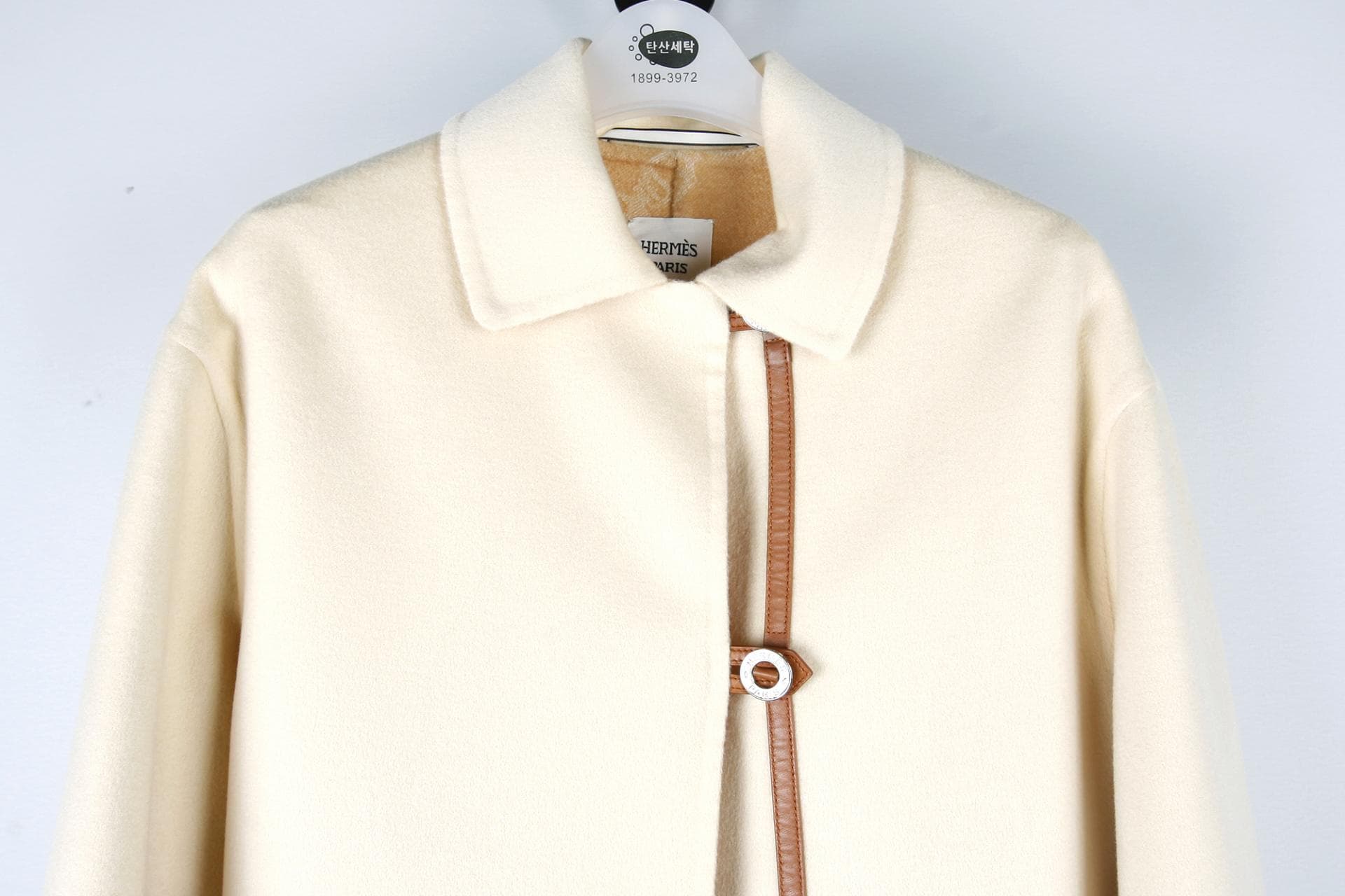 [Hermès 에르메스]레더라인스트레이트코트 상세