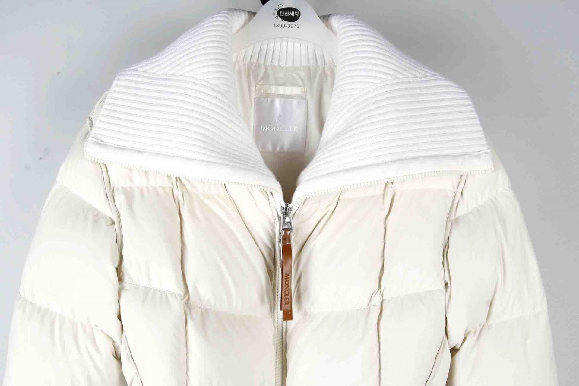[ MONCLER 몽클레르] 제이드숏다운자켓 상세