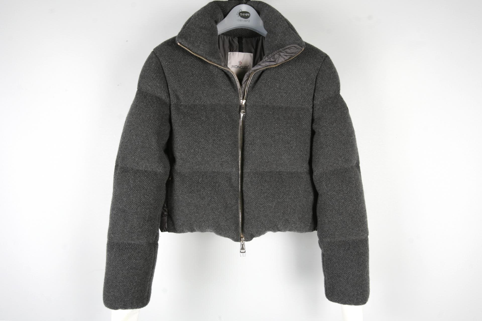MONCLER 몽클레르]Breze 캐시미어 쇼트 다운 자켓 그레이