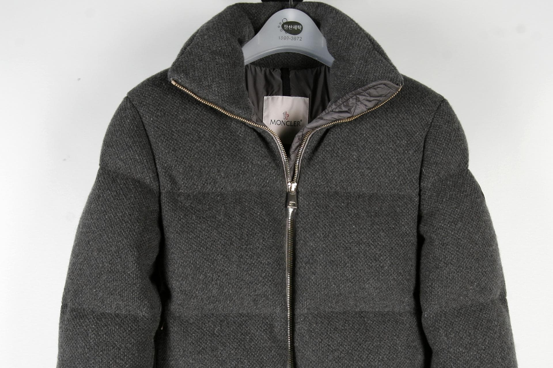 MONCLER 몽클레르]Breze 캐시미어 쇼트 다운 자켓 그레이 상세