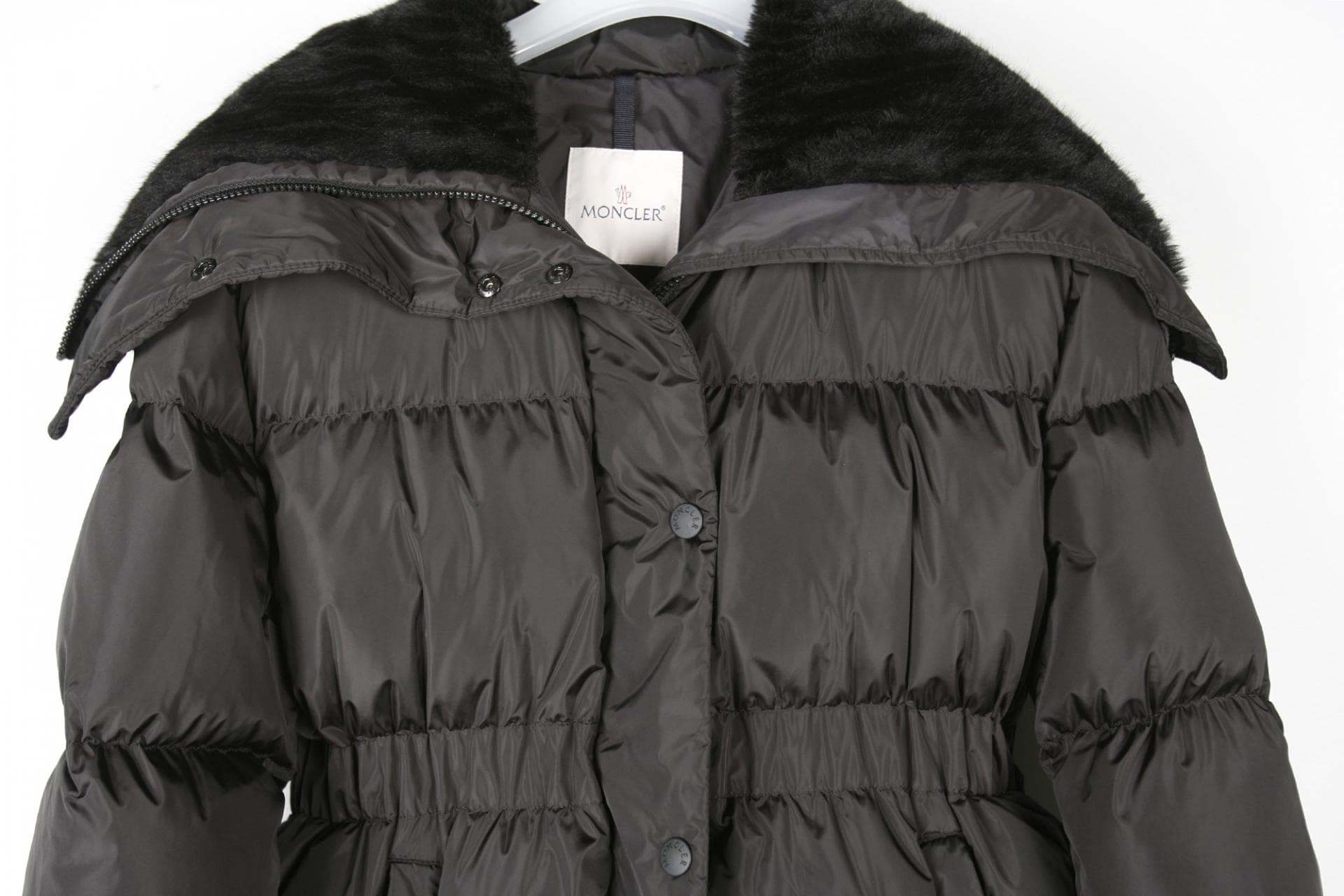 [MONCLER 몽클레르]브라쎄우르 쇼트 다운 자켓 블랙 상세
