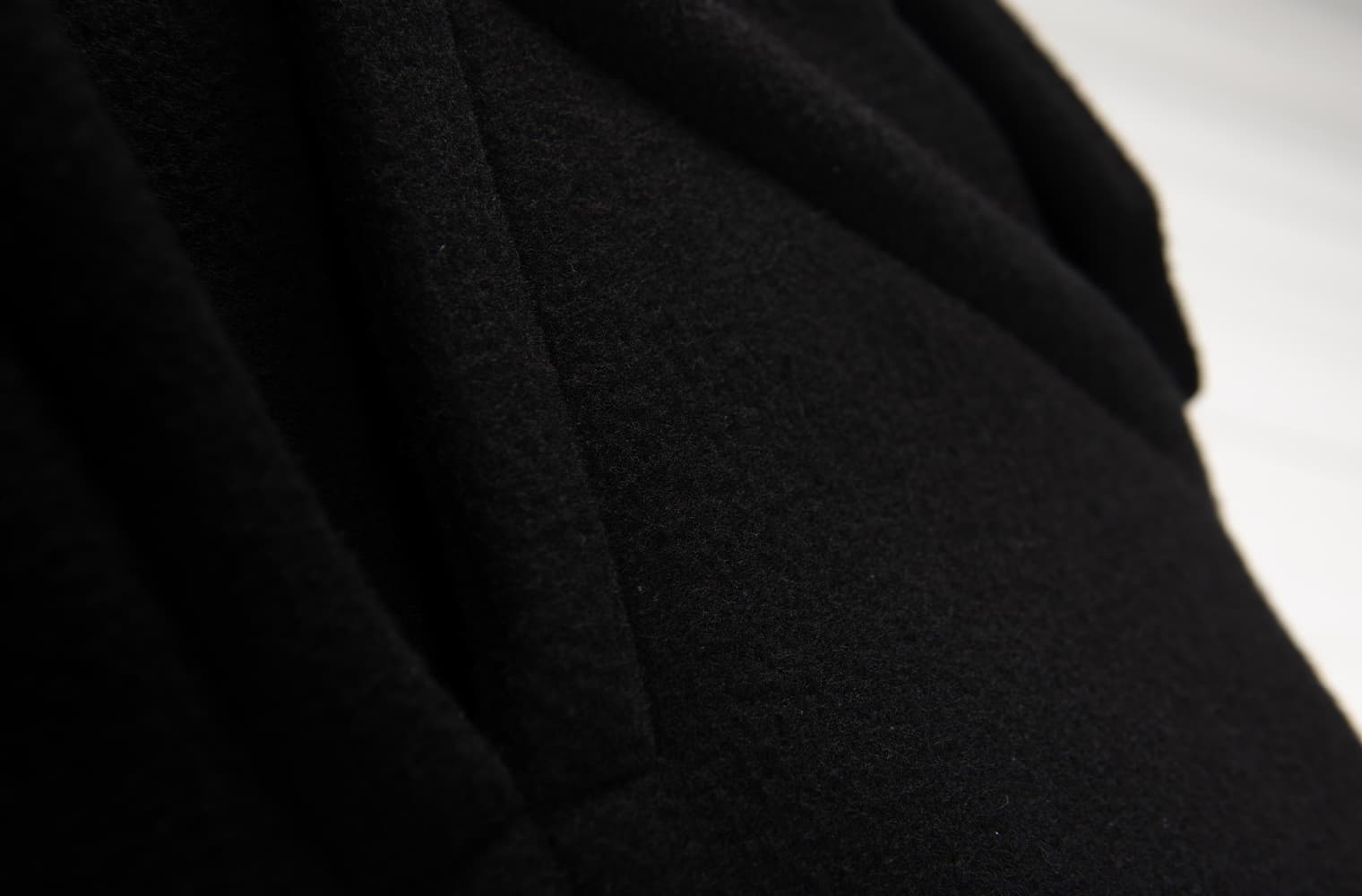[Saint Laurent 생로랑] 더블 브레스티드 피코트 상세
