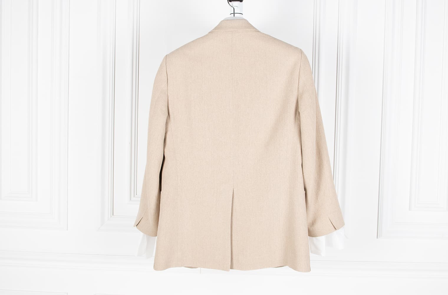 [JACQUEMUS 자크뮈스] 베이지 린넨 자켓 상세