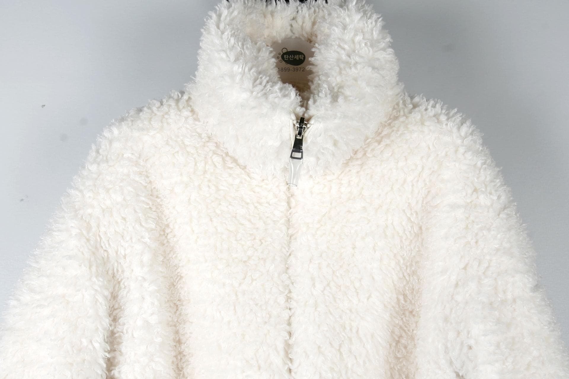 [MONCLER 몽클레르] 블론빌 리버서블 재킷 상세