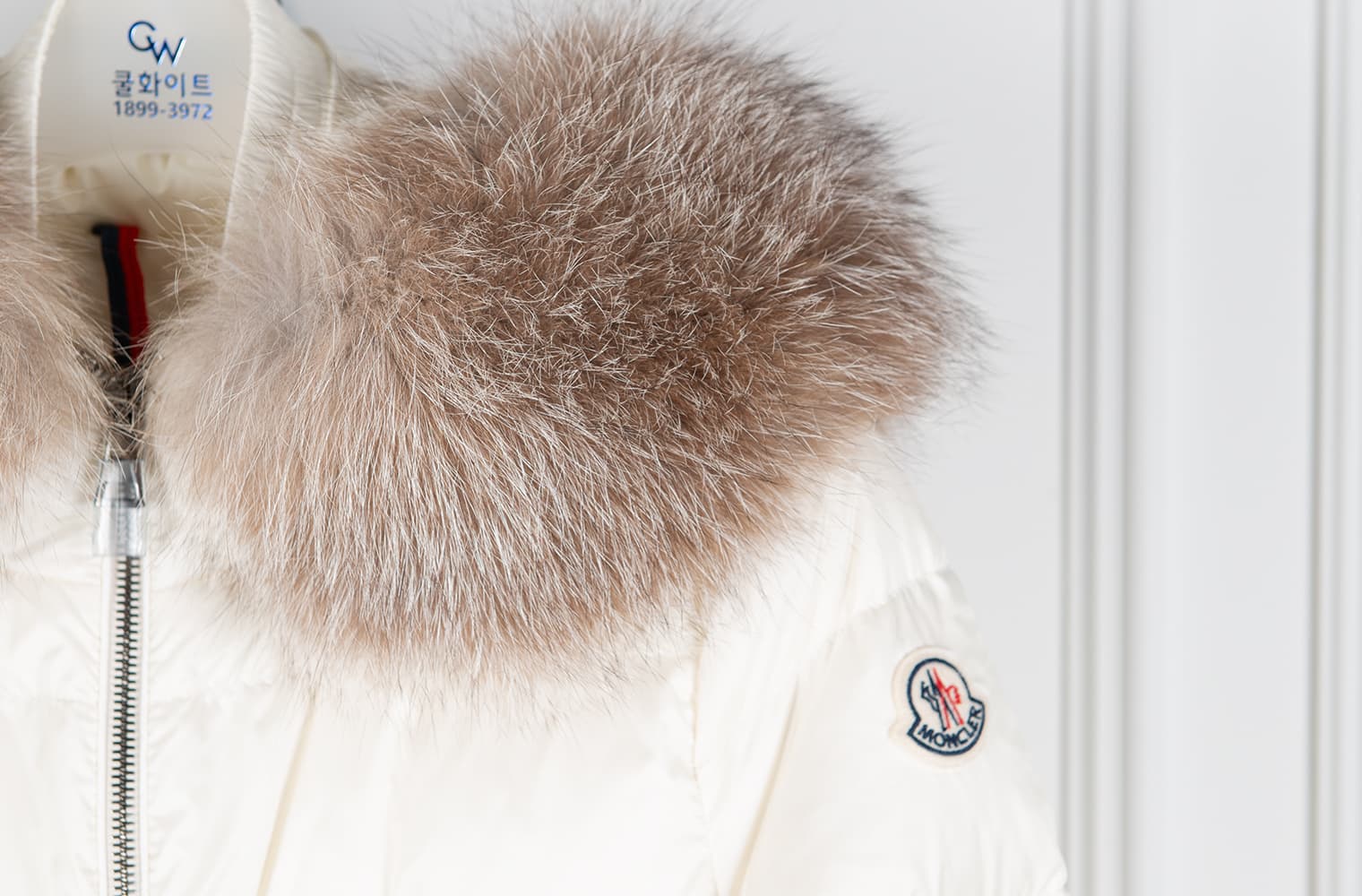 [MONCLER 몽클레르] 퍼 다운 패딩 상세