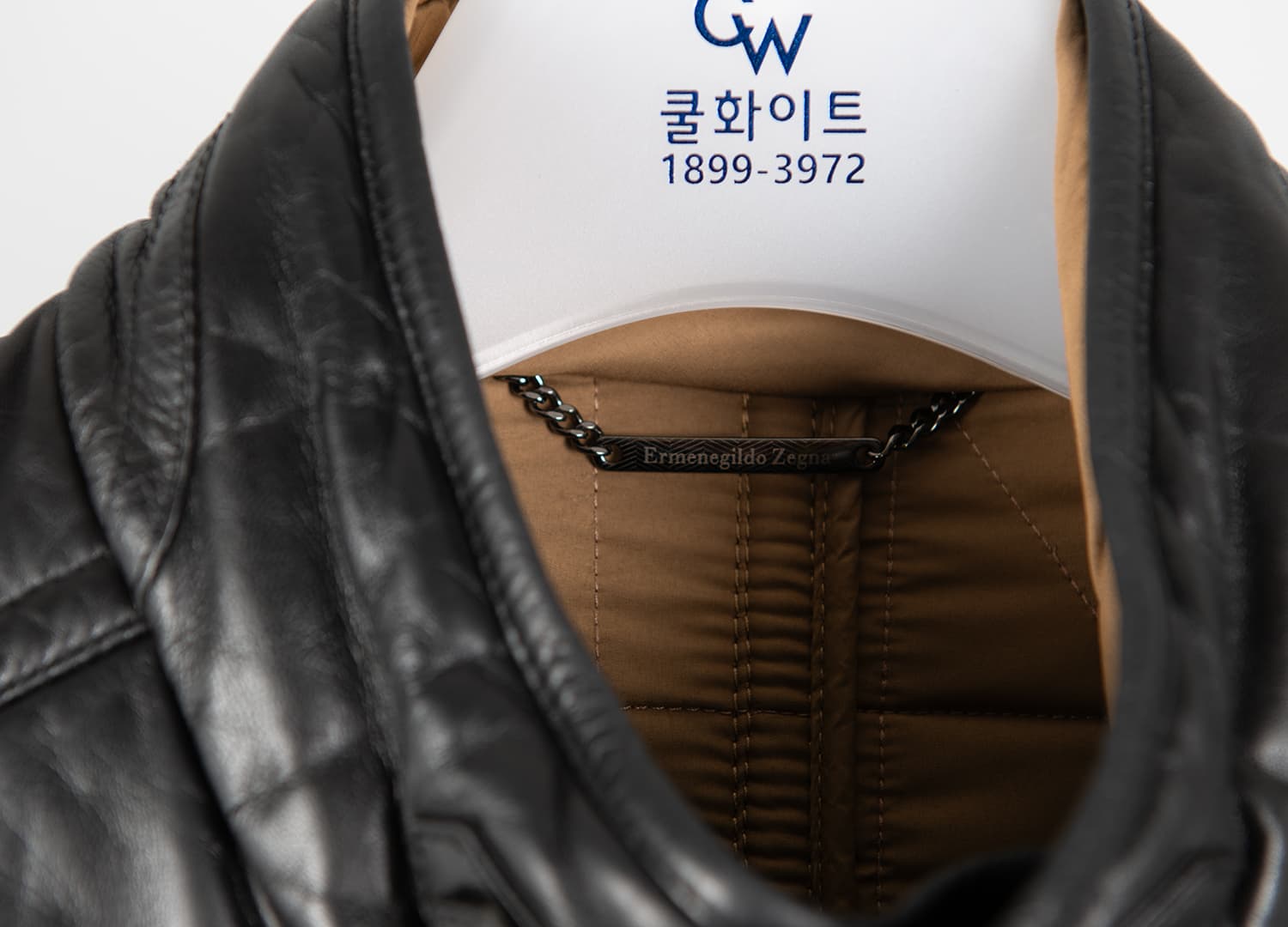[Ermenegildo Zegna 에르메네질도 제냐] 퀄티드 램스킨 레더 자켓 상세