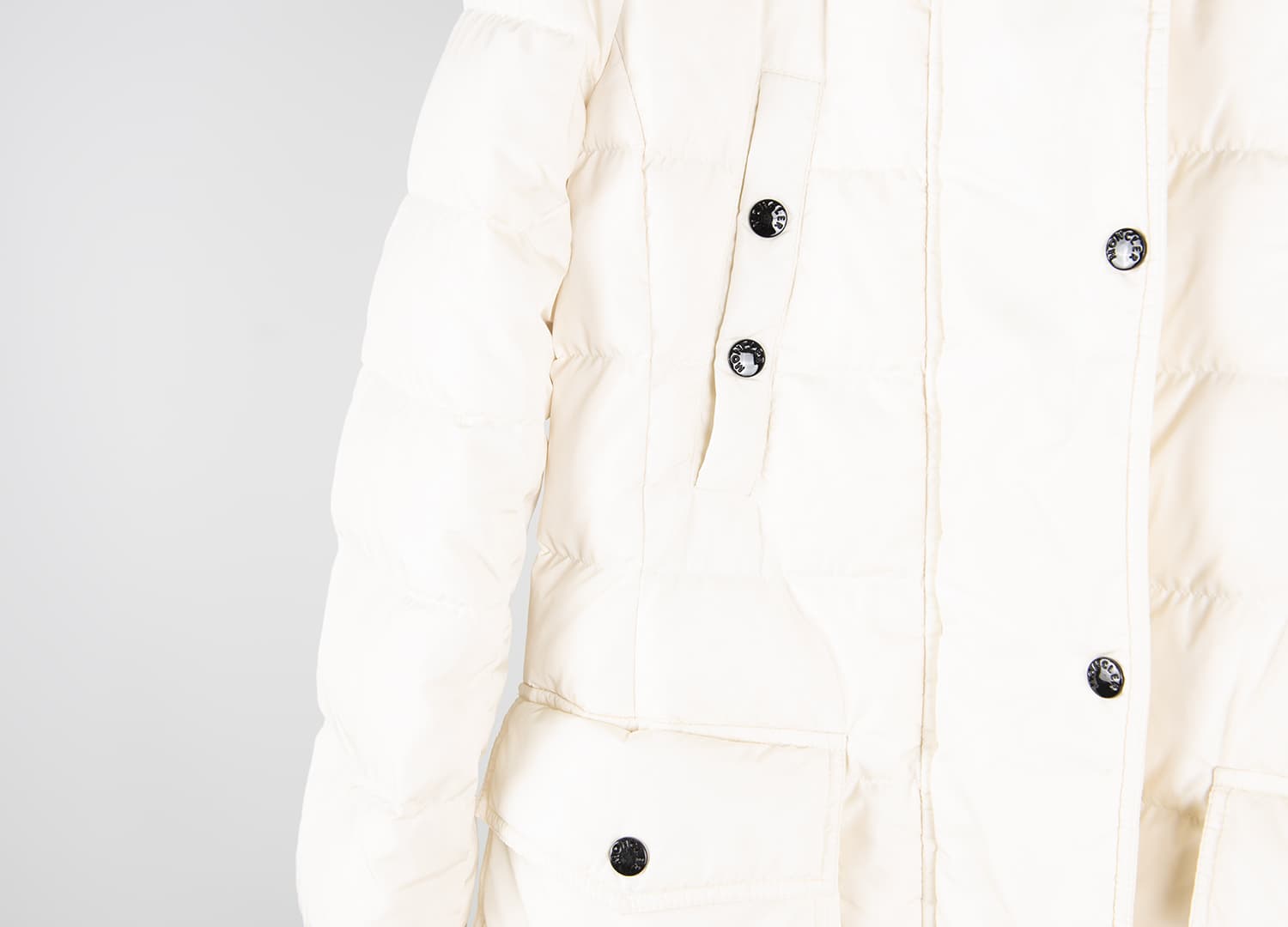 [MONCLER 몽클레르] 클로에 구스다운 상세