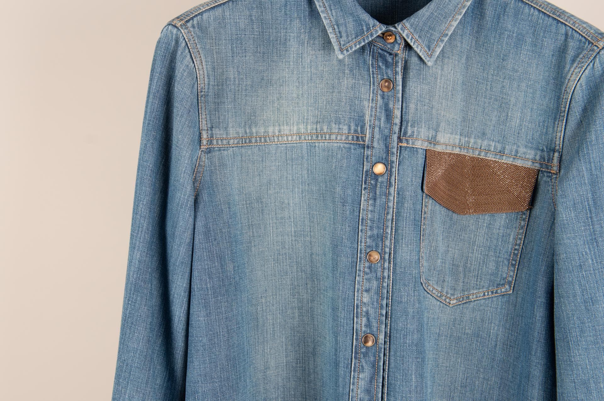[Brunello Cucinelli 쿠치넬리] 데님 셔츠 상세