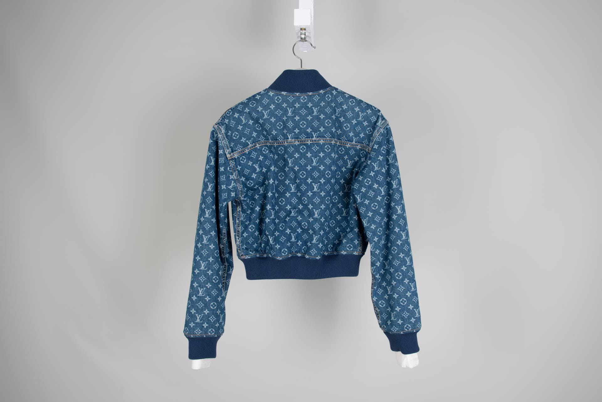 [Louis vuitton 루이비통] 모노그램 데님 보머 재킷 상세