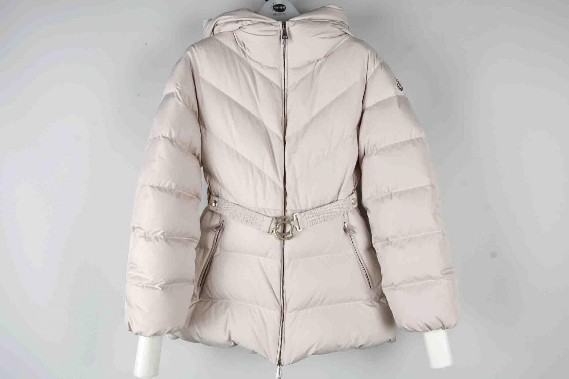 [MONCLER 몽클레르] Brosse 쇼트 다운 재킷