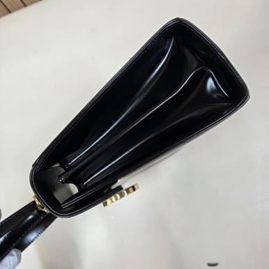 [FERRAGAMO 페레가모] 크리에이션 가방 염색 상세