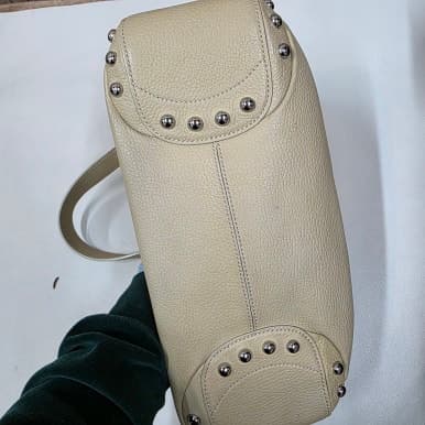 [TOD'S 토즈] 가방 고무 페블 교체 수선 상세
