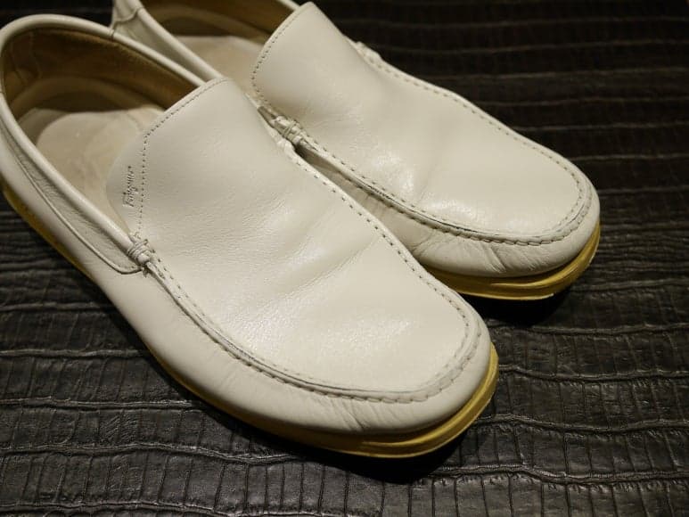 [FERRAGAMO 페레가모] 가죽 로퍼 염색  상세