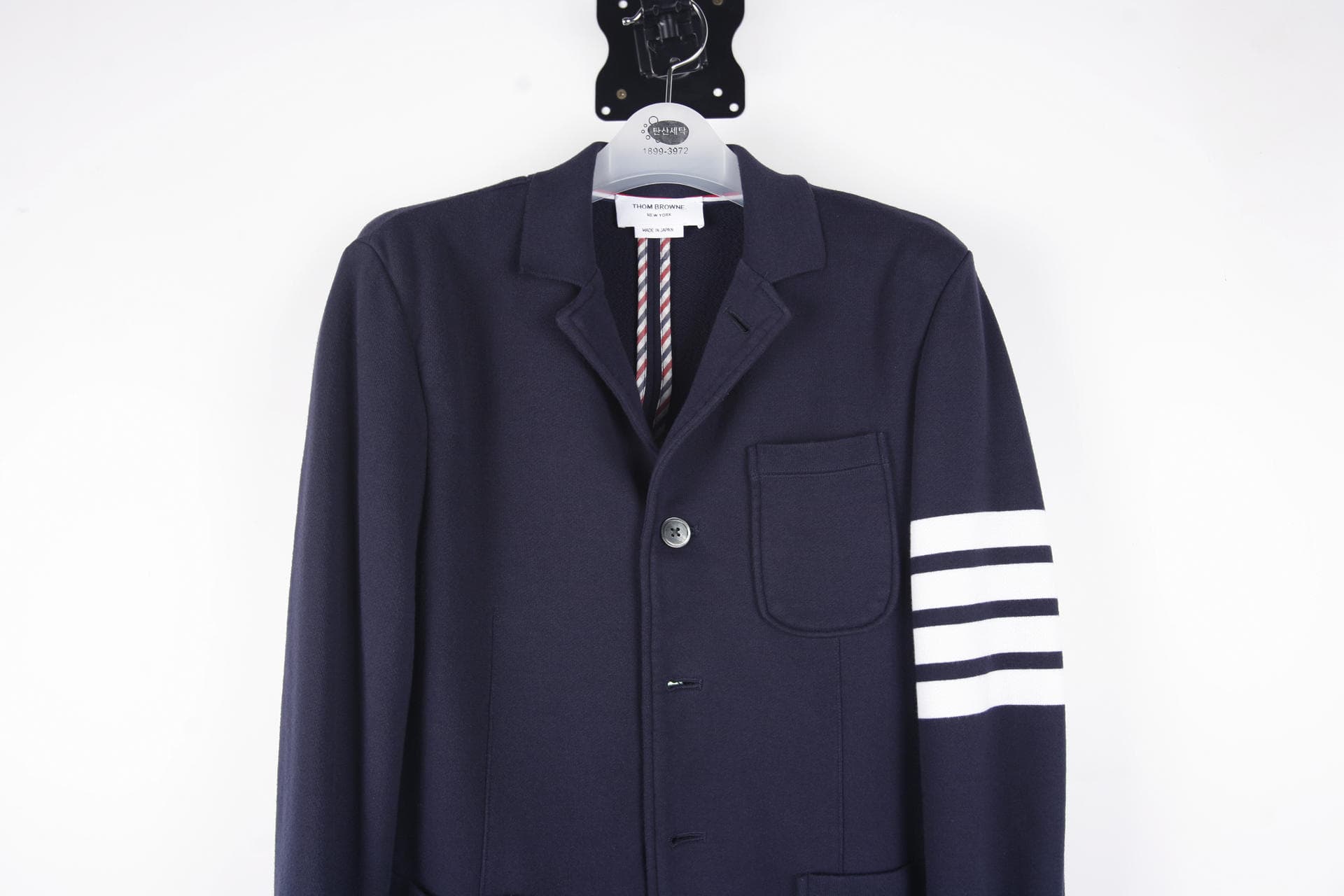 [THOM BROWNE 톰브라운] 니트 블레이저 상세