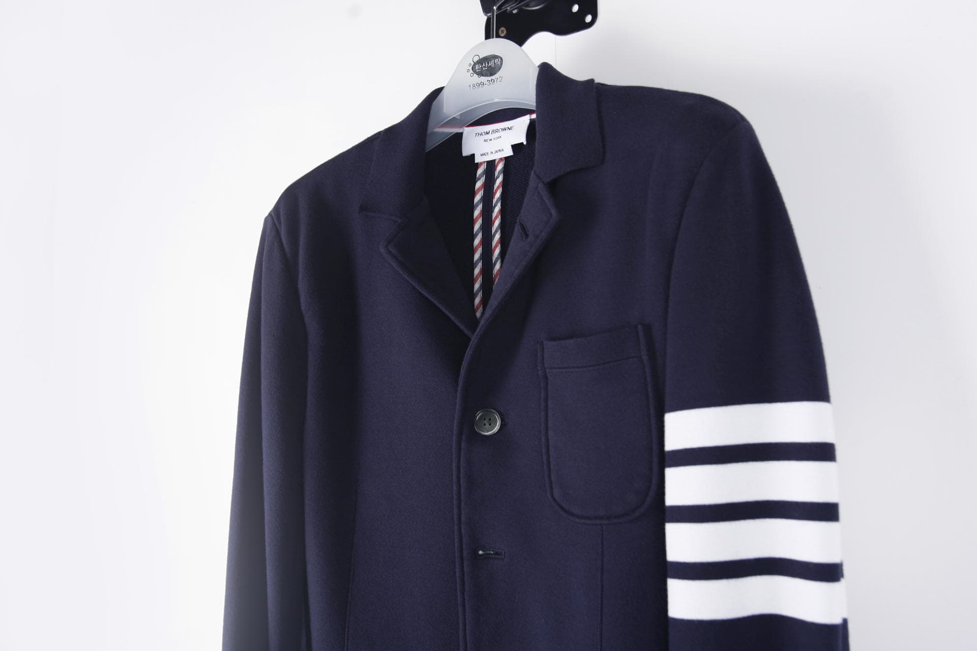 [THOM BROWNE 톰브라운] 니트 블레이저 상세