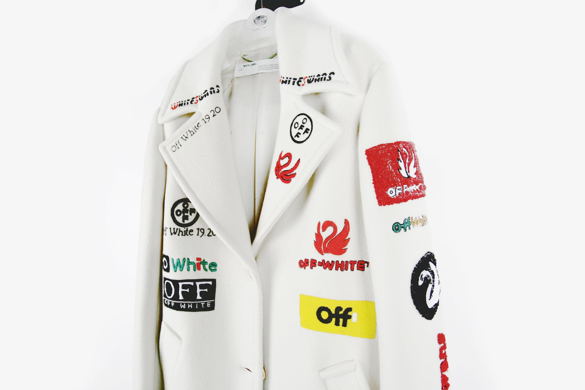 [OFF-WHITE 오프 화이트] 장식 울 코트 상세