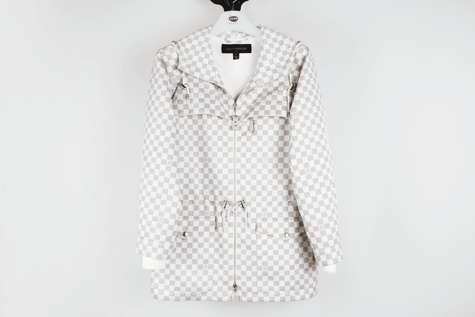 [LOUIS VUITTON 루이비통] 다미에 후드 파카