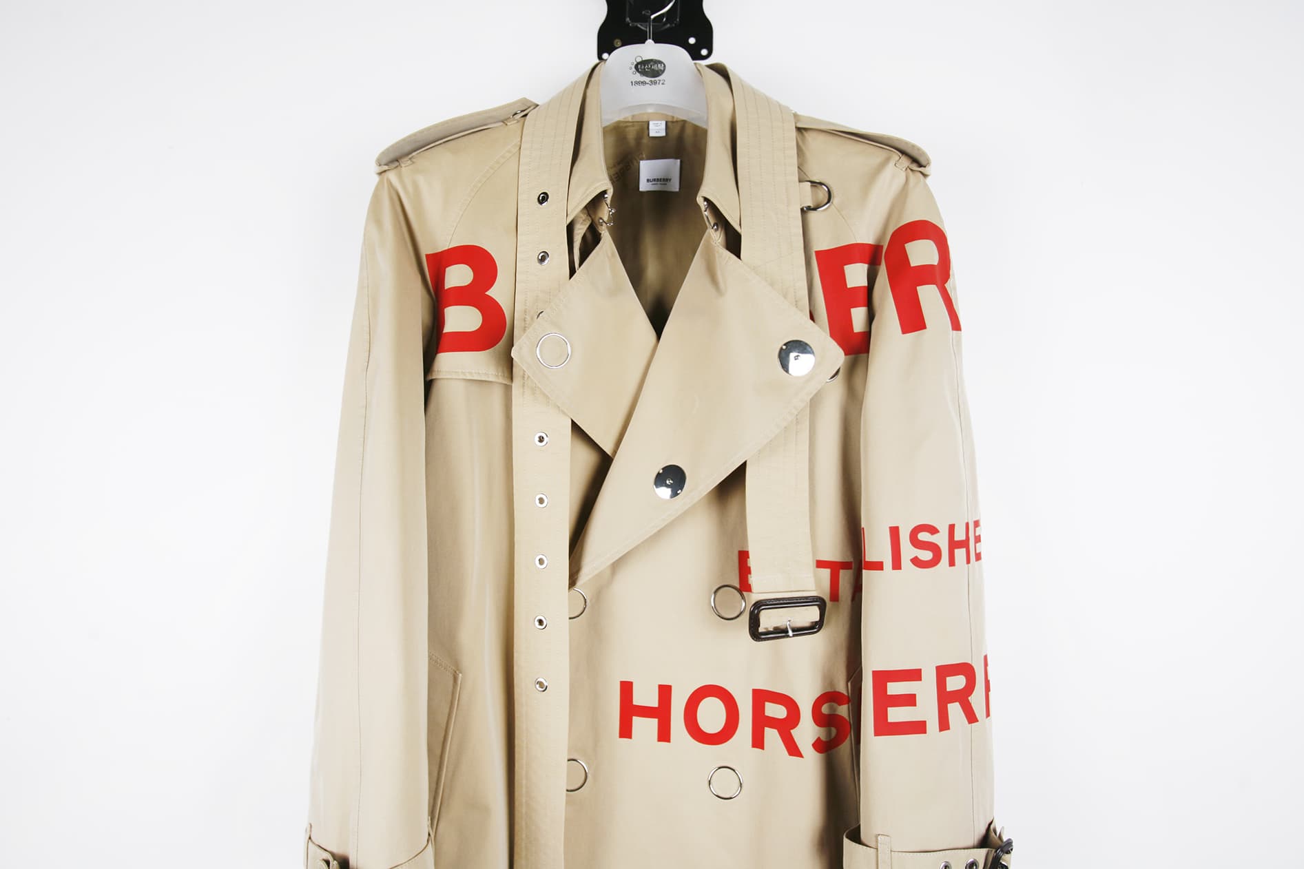 [BURBERRY 버버리] 레터링 트렌치 코트 상세