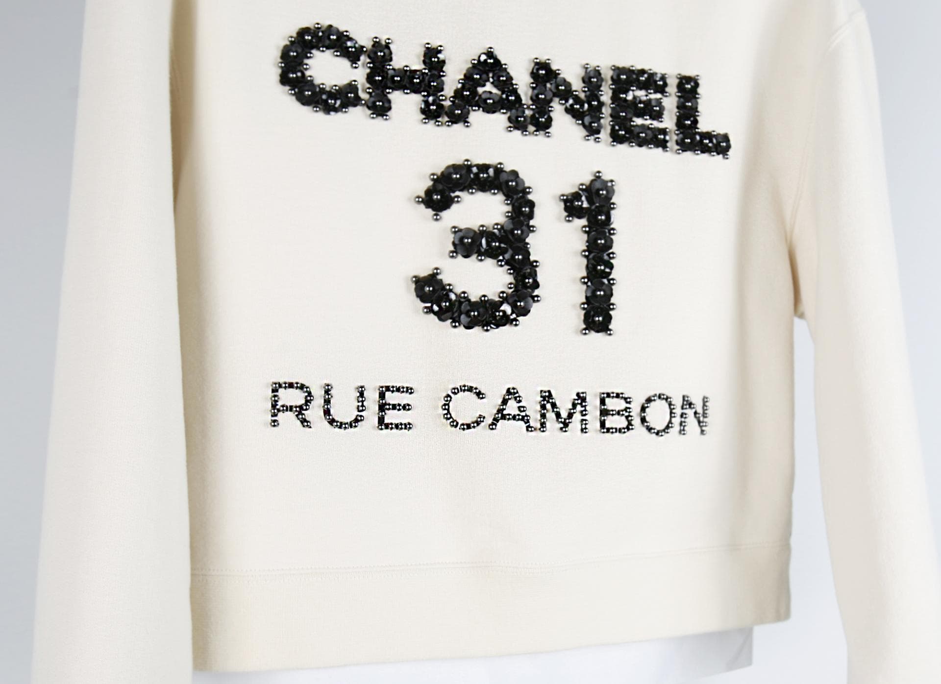 [CHANEL 샤넬] 비딩 스웨트셔츠 상세