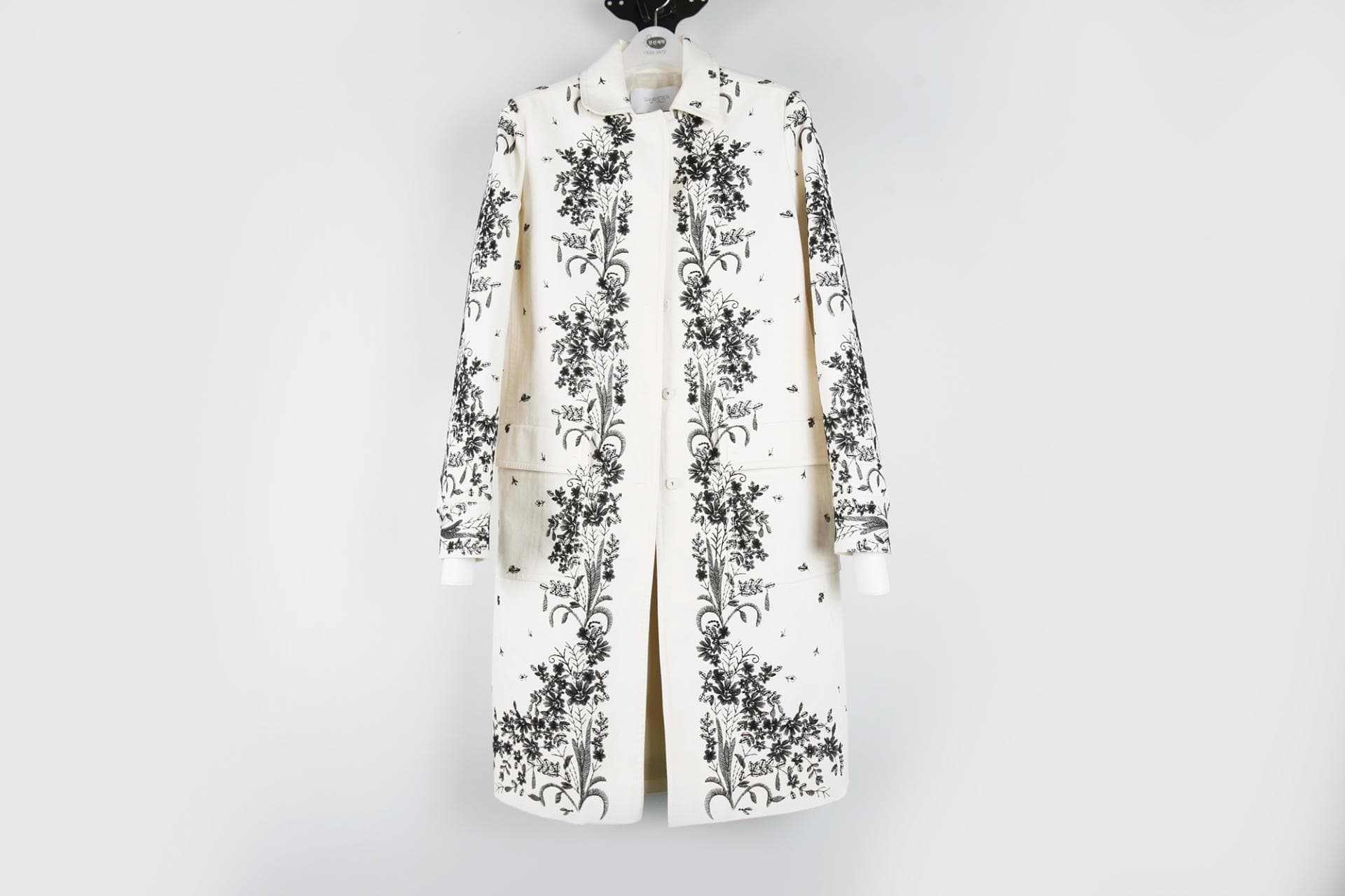 [Giambattista Valli 지암바티스타 발리] 자수 코트