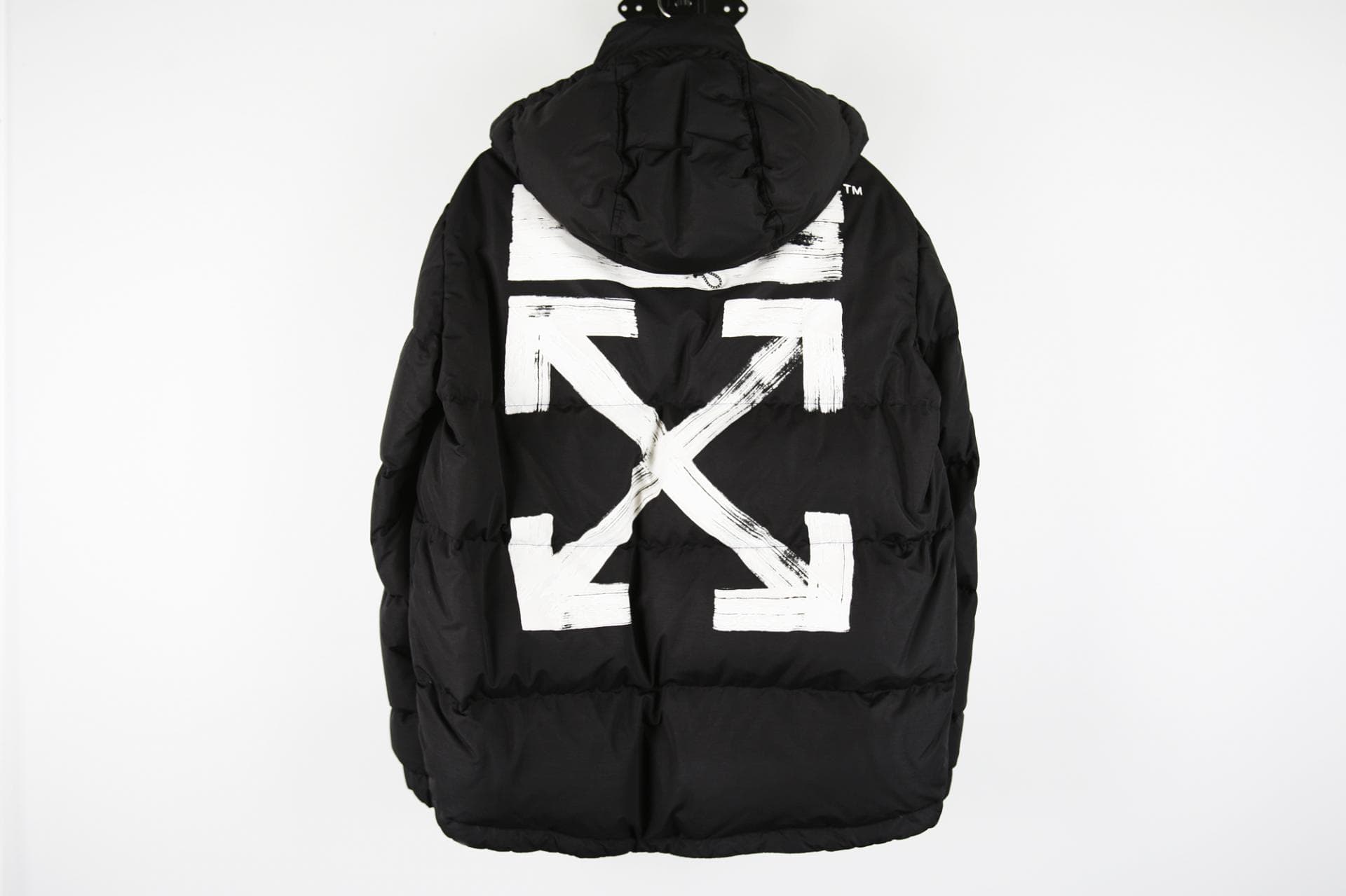 [OFF-WHITE 오프화이트] 푸퍼 자켓 상세