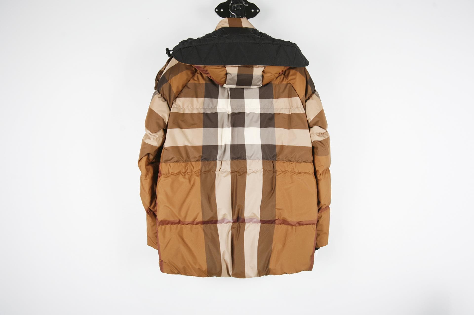 [Burberry 버버리] 다운 자켓 상세